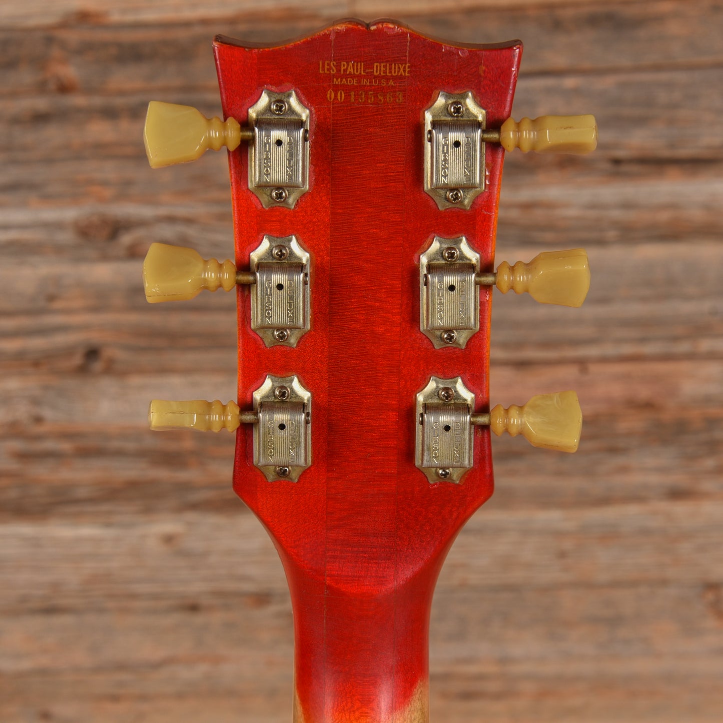 Gibson Les Paul Deluxe Cherry Sunburst 1976 Electric Guitars / Solid Body