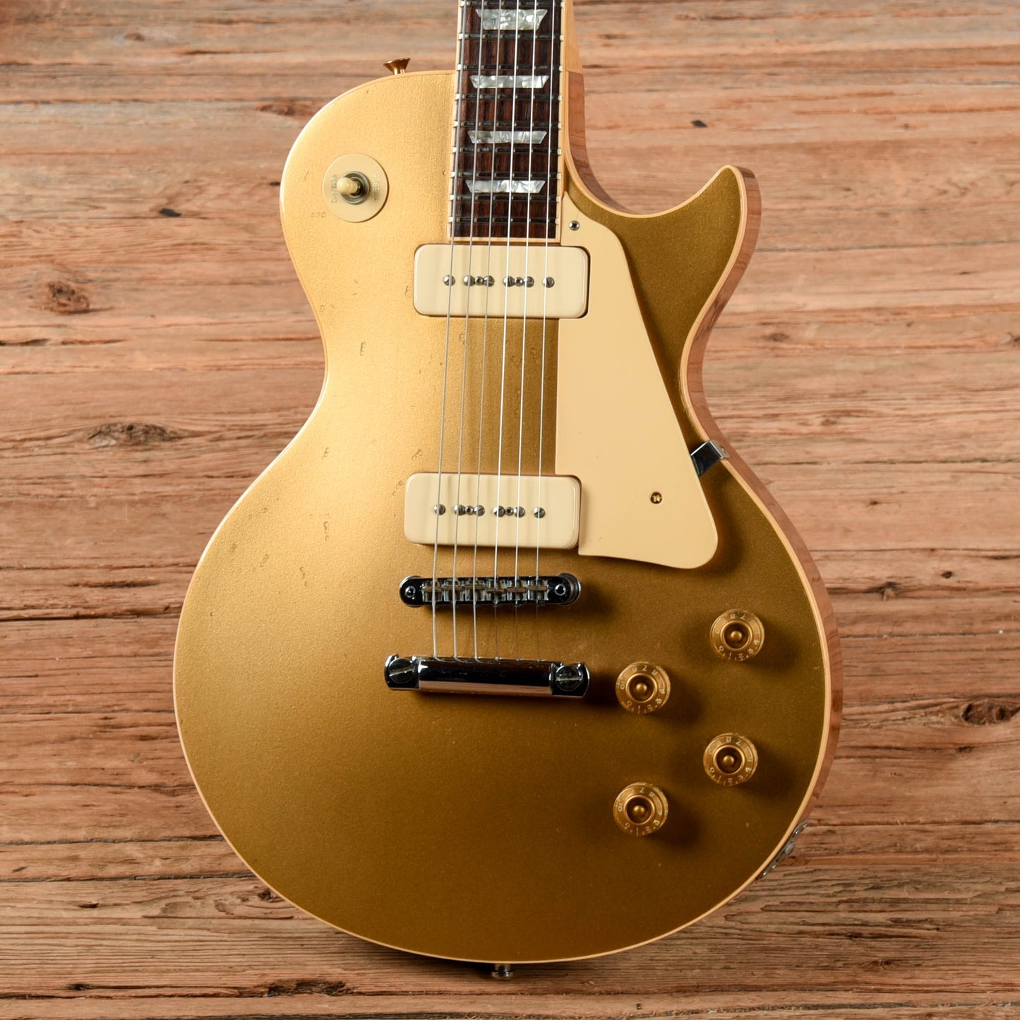 Gibson Les Paul Deluxe Goldtop 1981 Electric Guitars / Solid Body