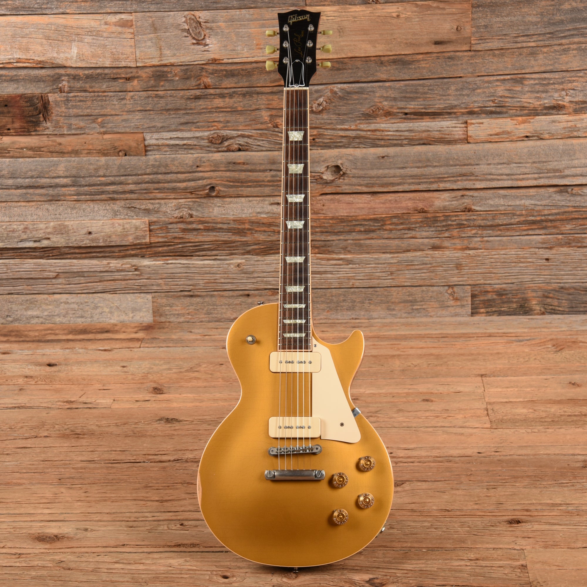 Gibson Les Paul Deluxe Goldtop 2004 Electric Guitars / Solid Body