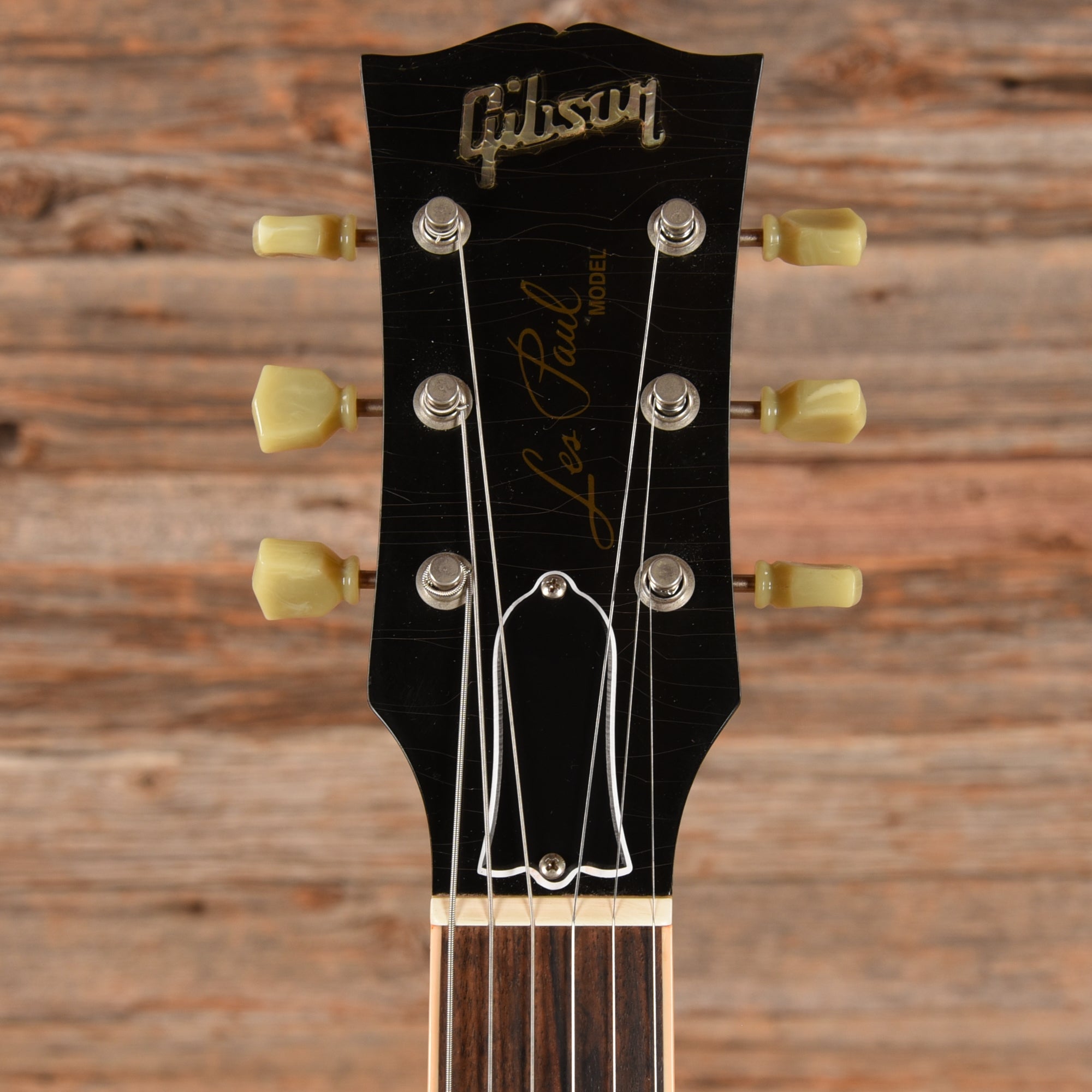 Gibson Les Paul Deluxe Goldtop 2004 Electric Guitars / Solid Body