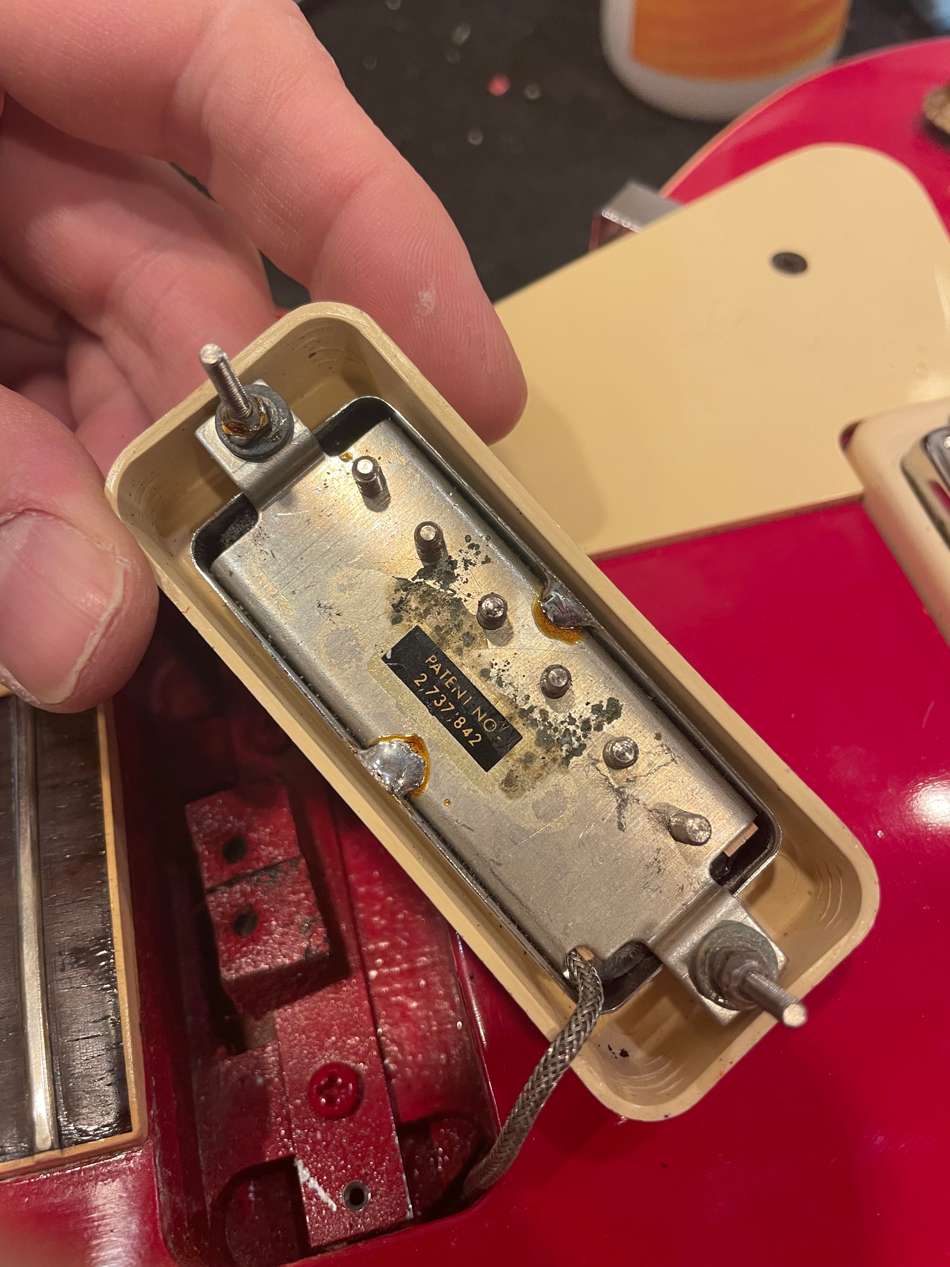Gibson Les Paul Deluxe Red Refin 1975 Electric Guitars / Solid Body