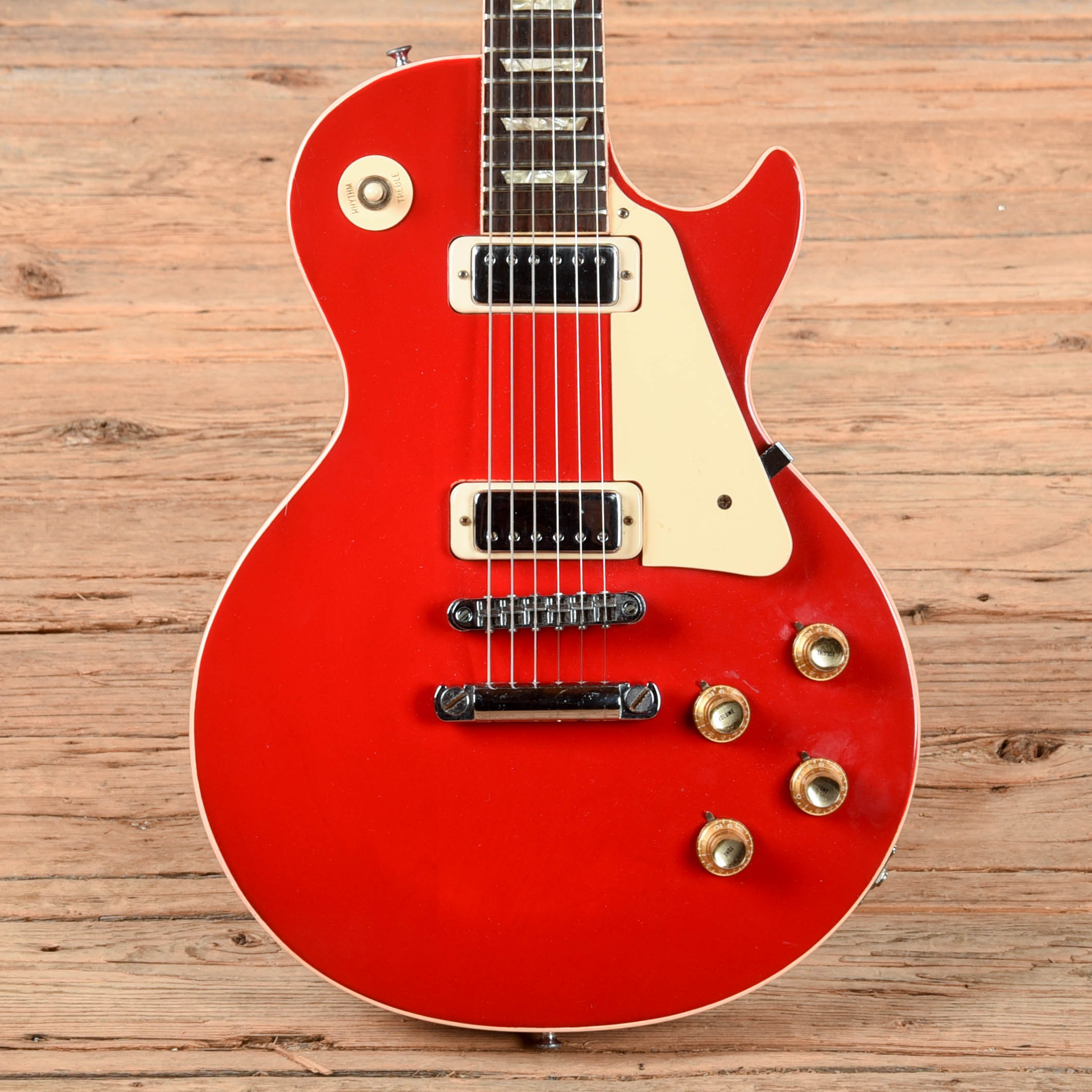 Gibson Les Paul Deluxe Red Refin 1975 Electric Guitars / Solid Body