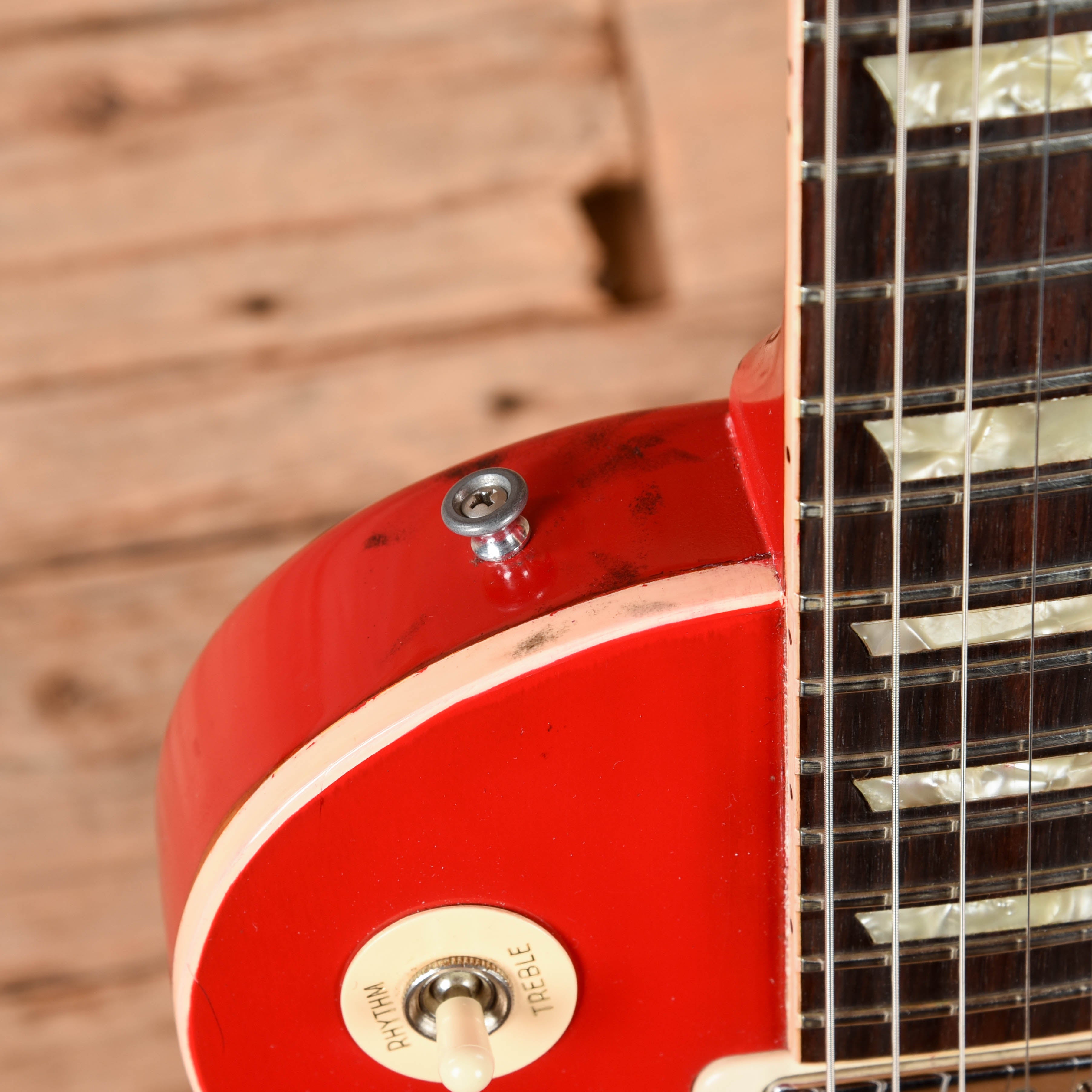 Gibson Les Paul Deluxe Red Refin 1975 Electric Guitars / Solid Body