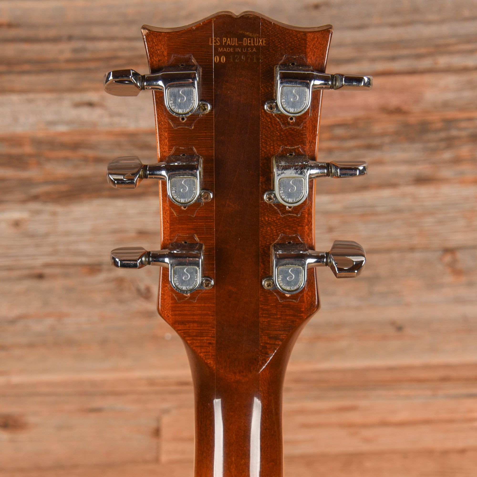 Gibson Les Paul Deluxe Sunburst 1976 Electric Guitars / Solid Body
