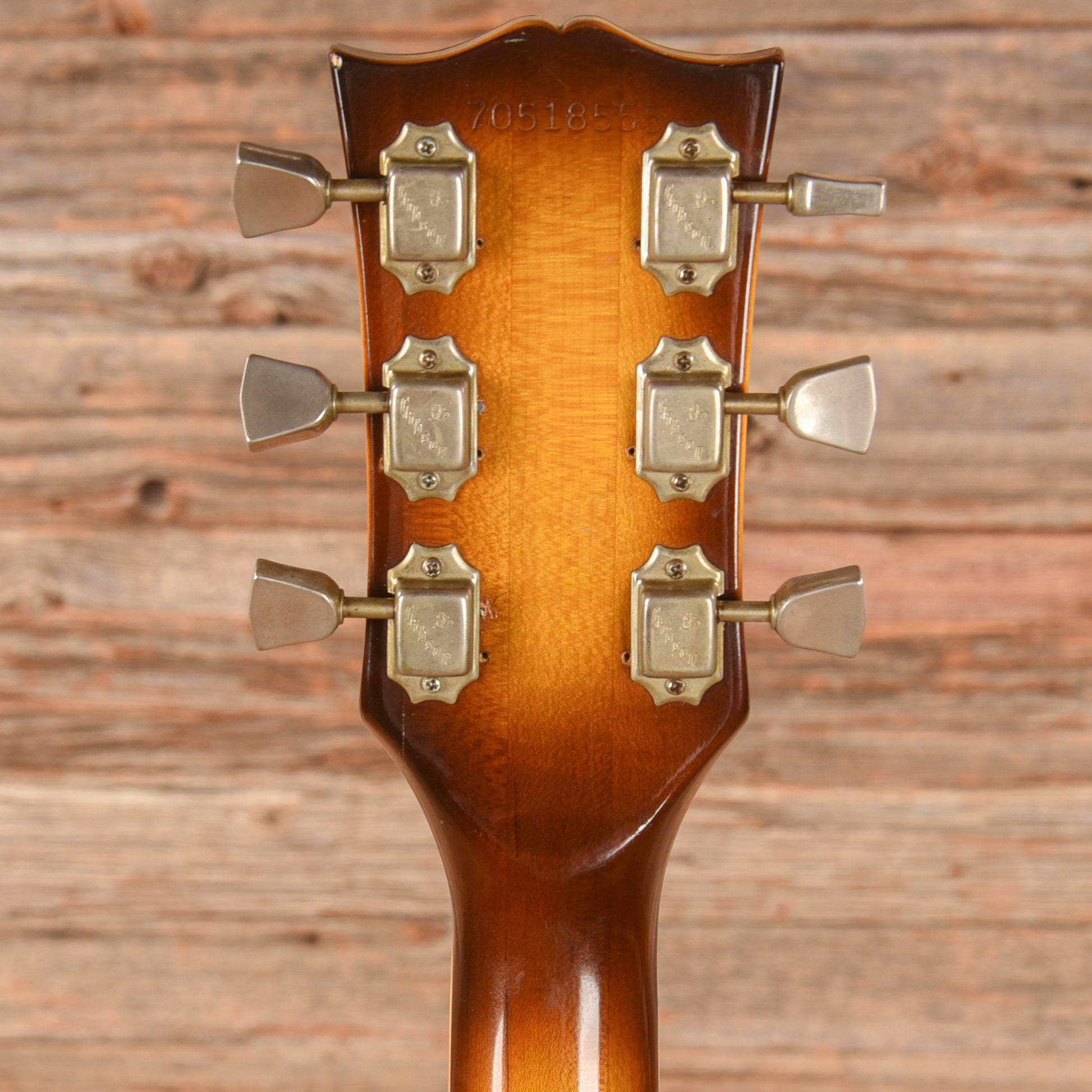 Gibson Les Paul Deluxe Sunburst 1978 Electric Guitars / Solid Body