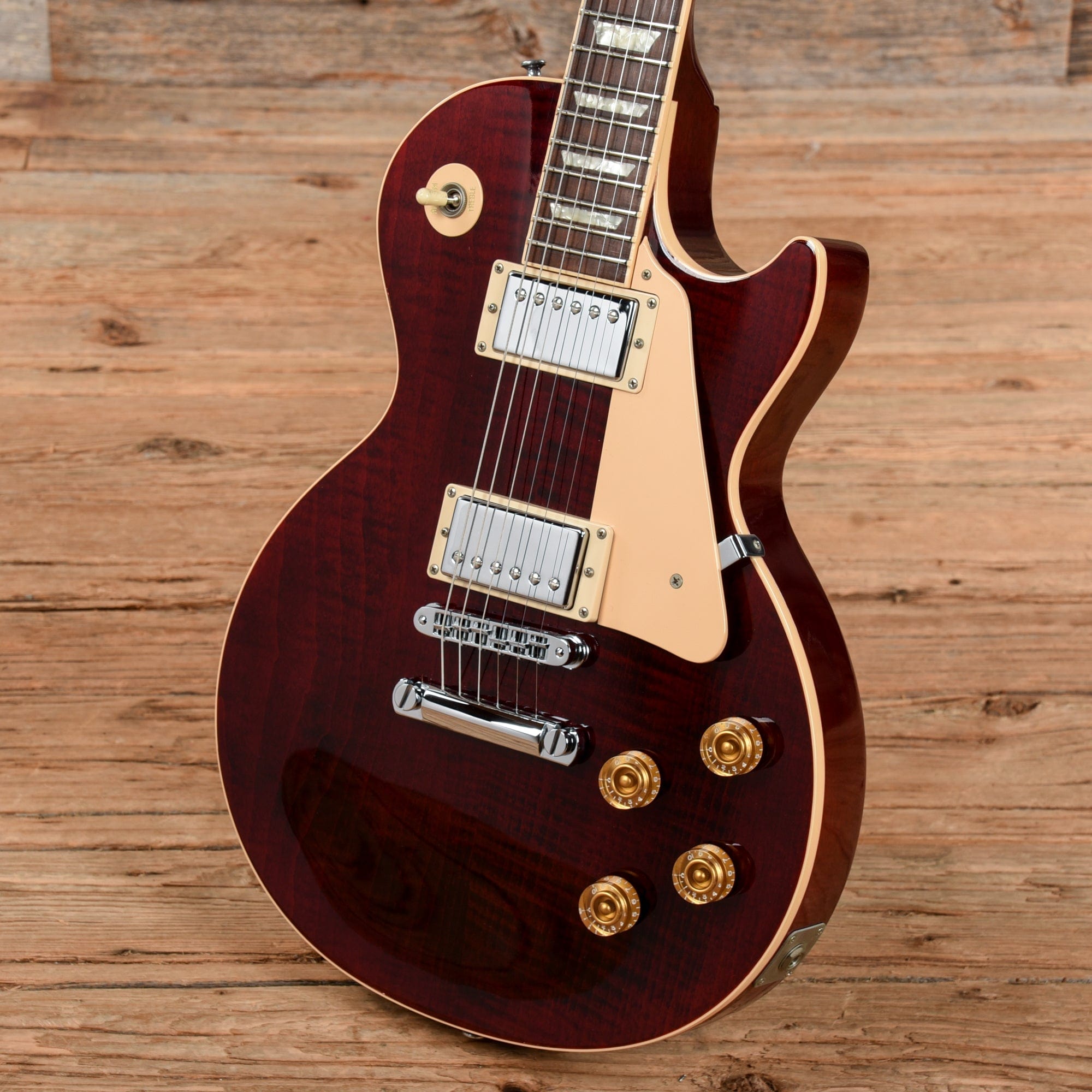 Gibson Les Paul Plum 2000 Electric Guitars / Solid Body