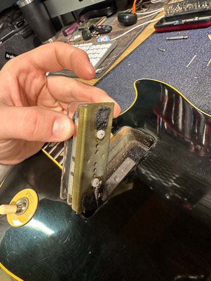 Gibson Les Paul Pro Deluxe Black 1977 Electric Guitars / Solid Body