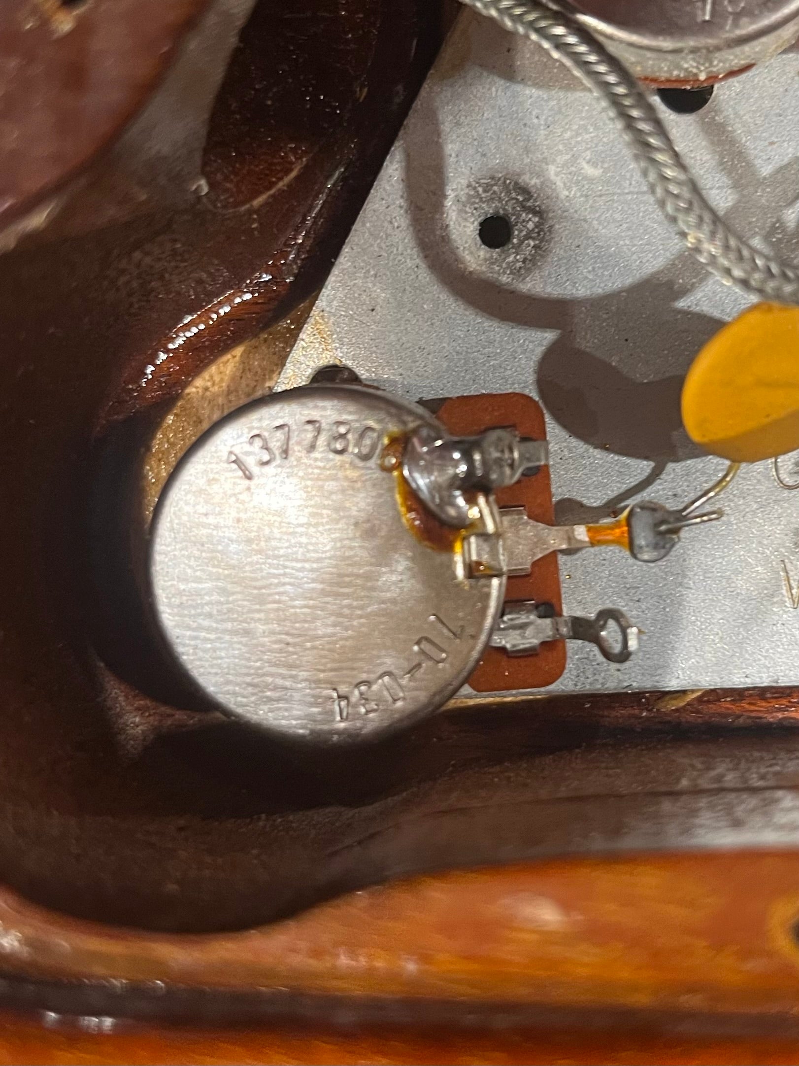 Gibson Les Paul Pro Sunburst 1978 Electric Guitars / Solid Body