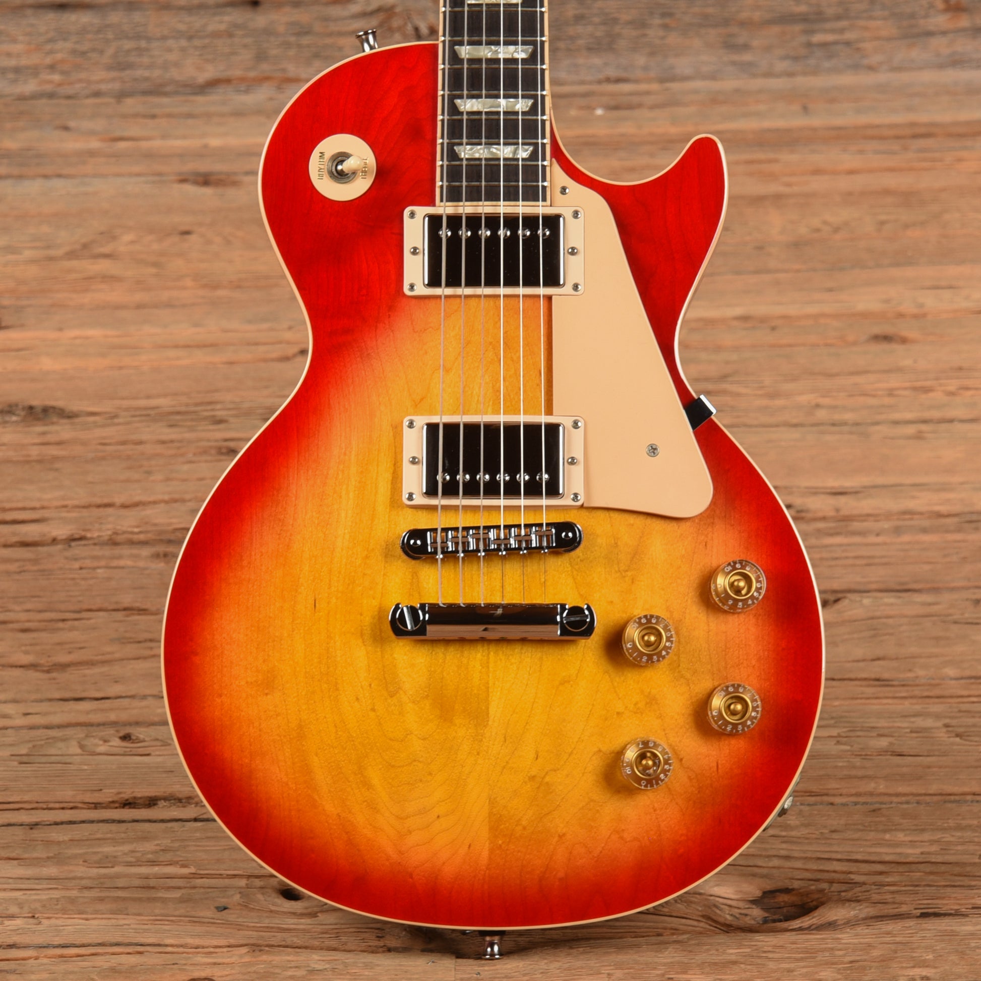 Gibson Les Paul Standard Cherry Sunburst 1997 Electric Guitars / Solid Body