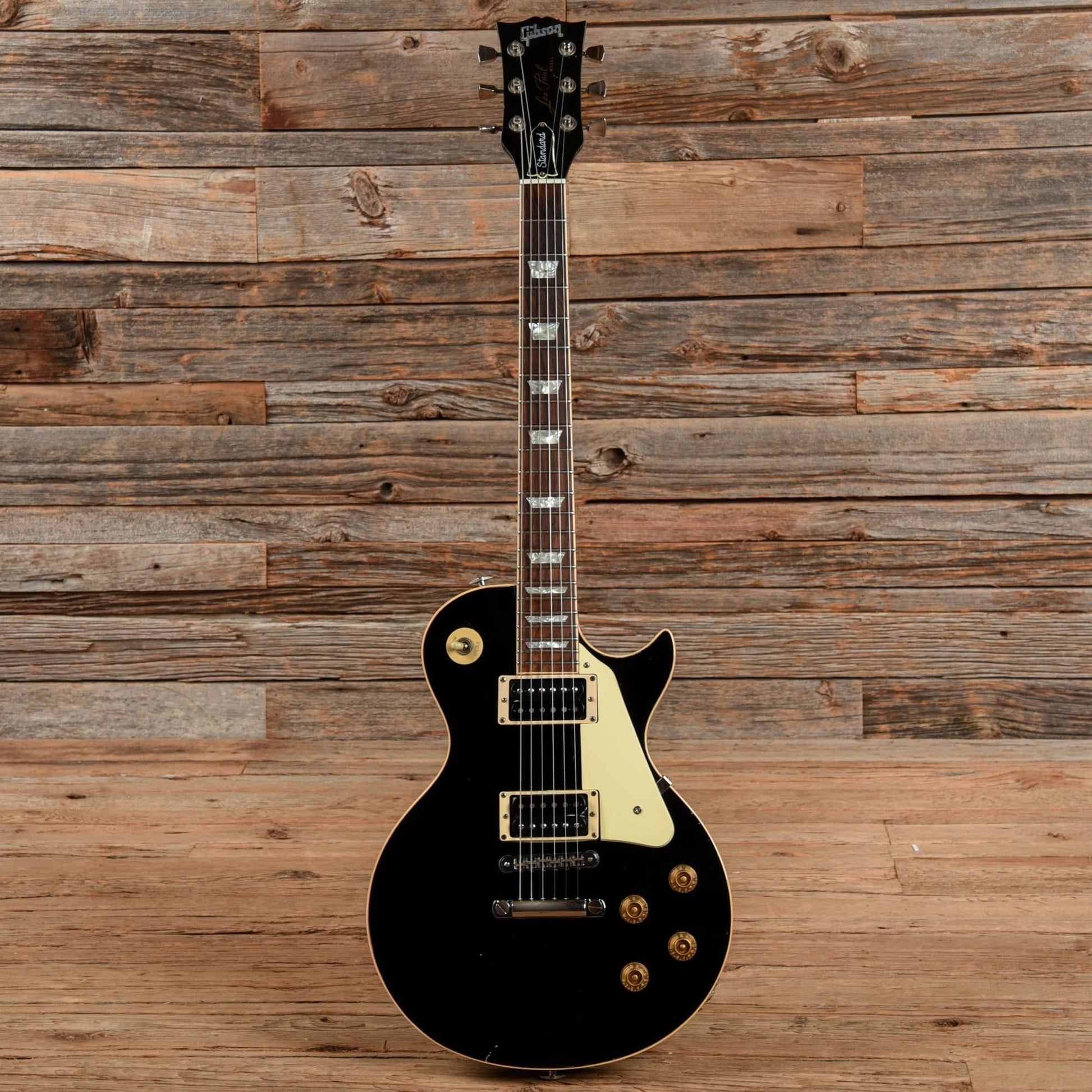 Gibson Les Paul Standard Ebony 1981 Electric Guitars / Solid Body