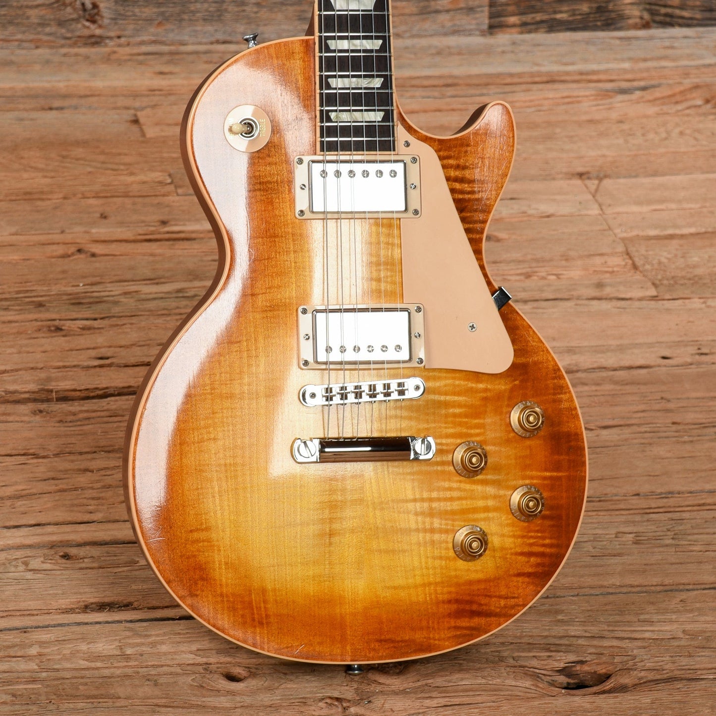 Gibson Les Paul Standard Faded Sunburst 2007 Electric Guitars / Solid Body