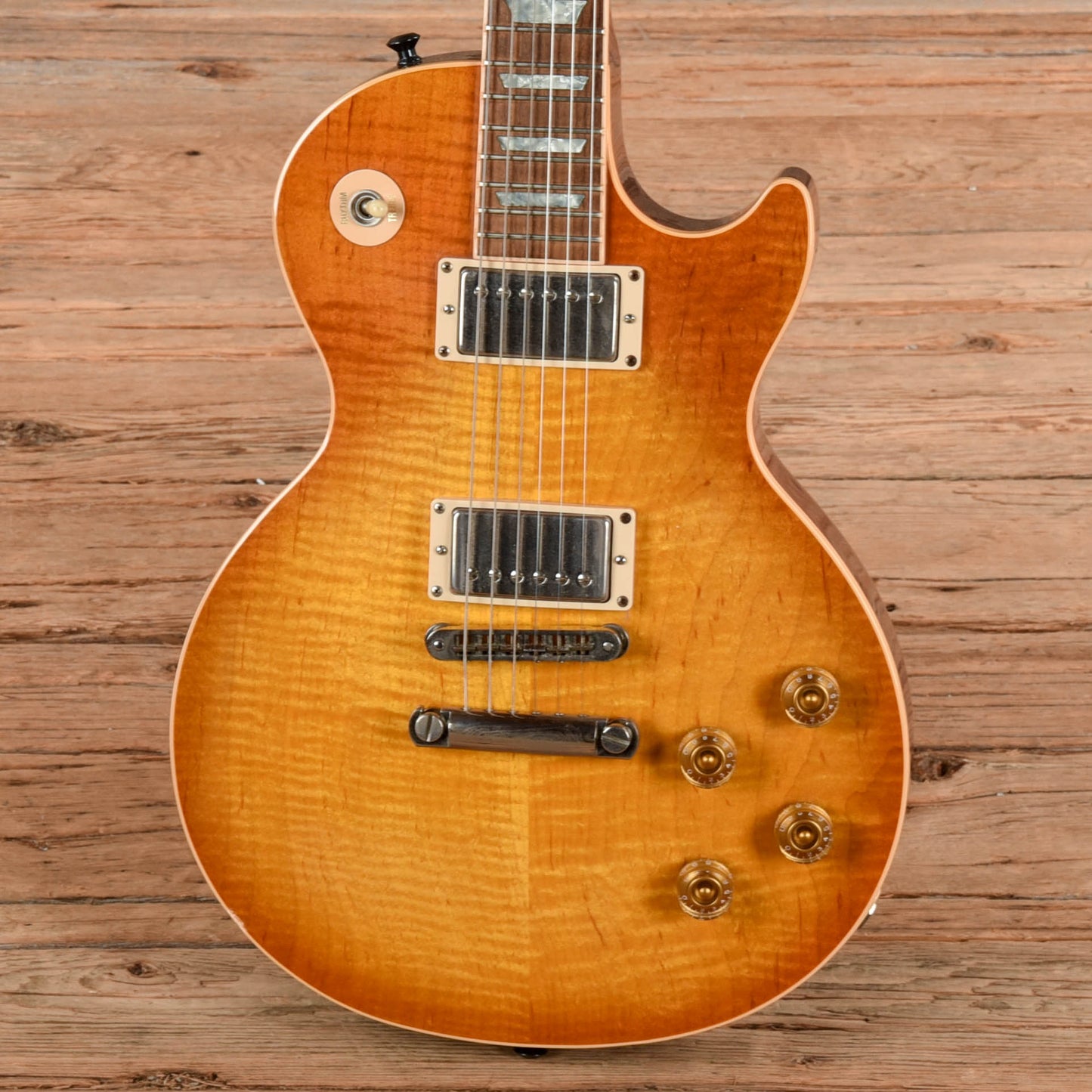 Gibson Les Paul Standard Honey Burst 2002 Electric Guitars / Solid Body