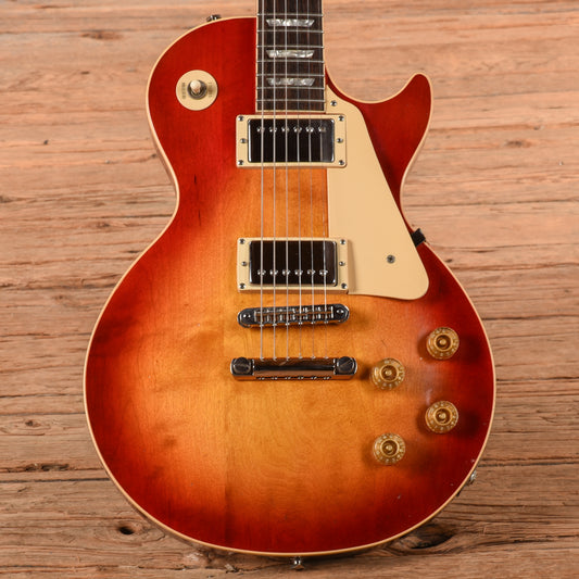 Gibson Les Paul Standard Sunburst 1982 Electric Guitars / Solid Body