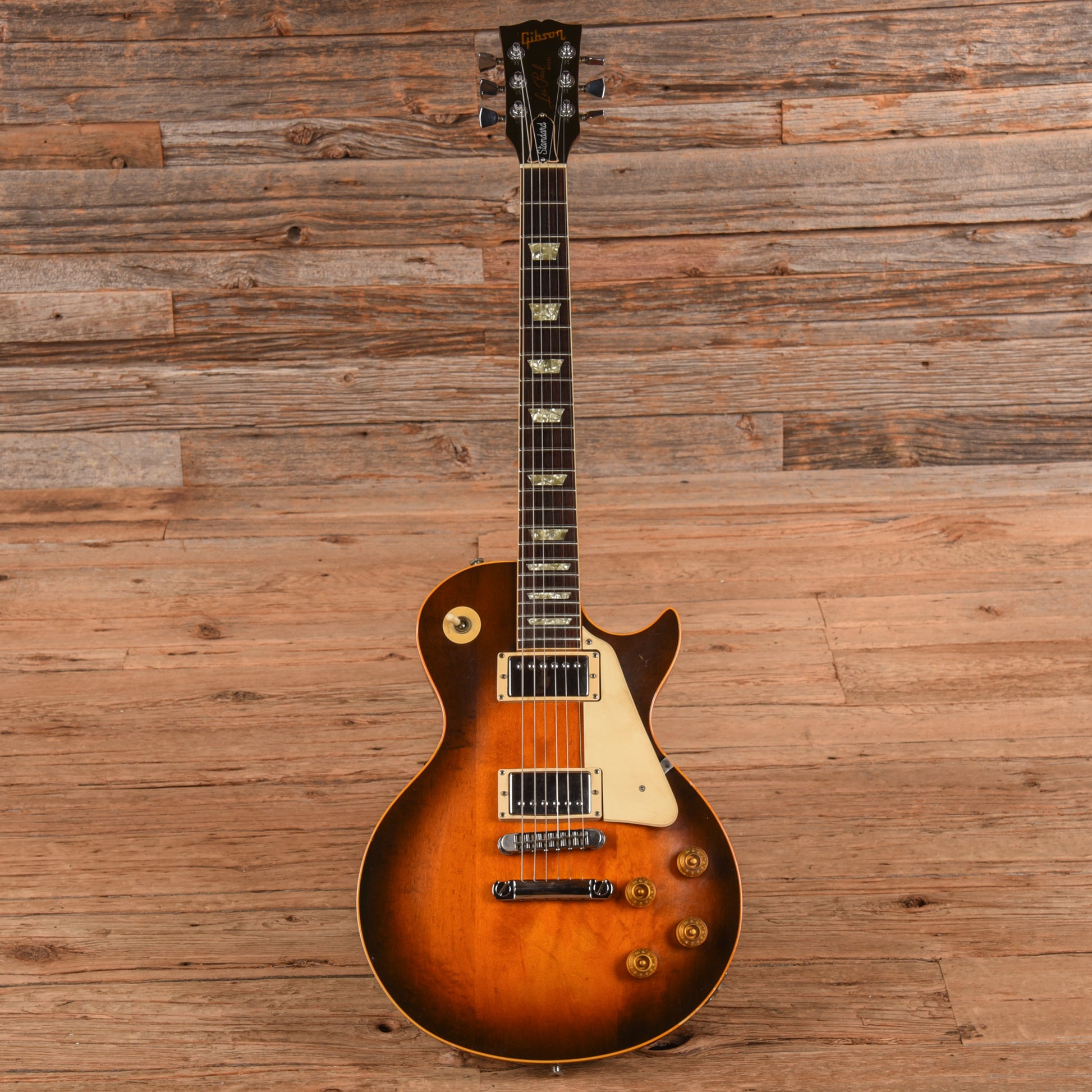 Gibson Les Paul Standard Sunburst 1982 Electric Guitars / Solid Body
