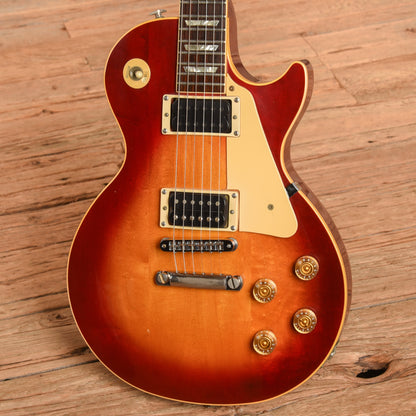 Gibson Les Paul Standard Sunburst 1983 Electric Guitars / Solid Body