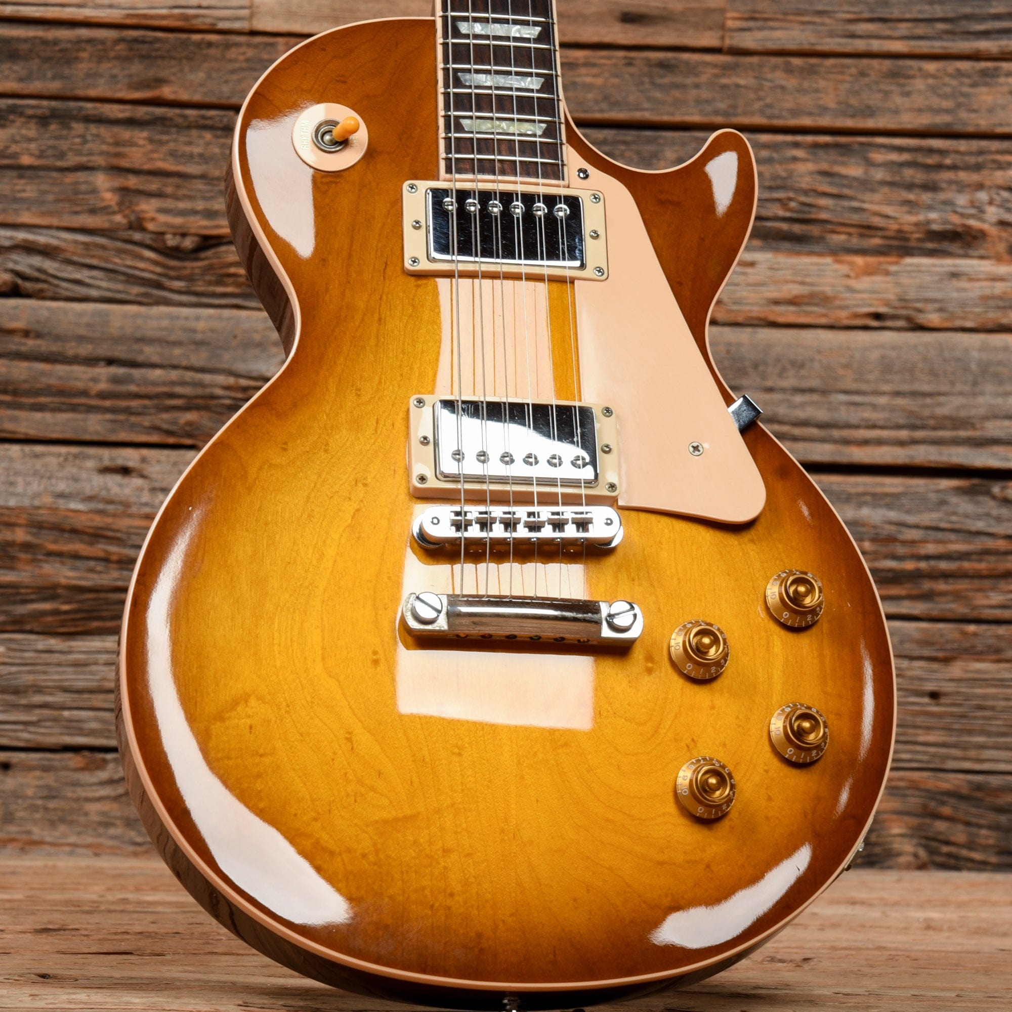 Gibson Les Paul Standard Sunburst 2001 Electric Guitars / Solid Body