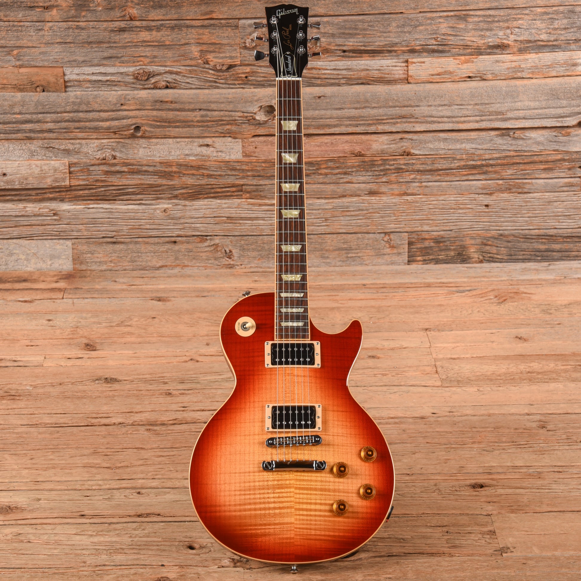 Gibson Les Paul Standard Sunburst 2008 Electric Guitars / Solid Body