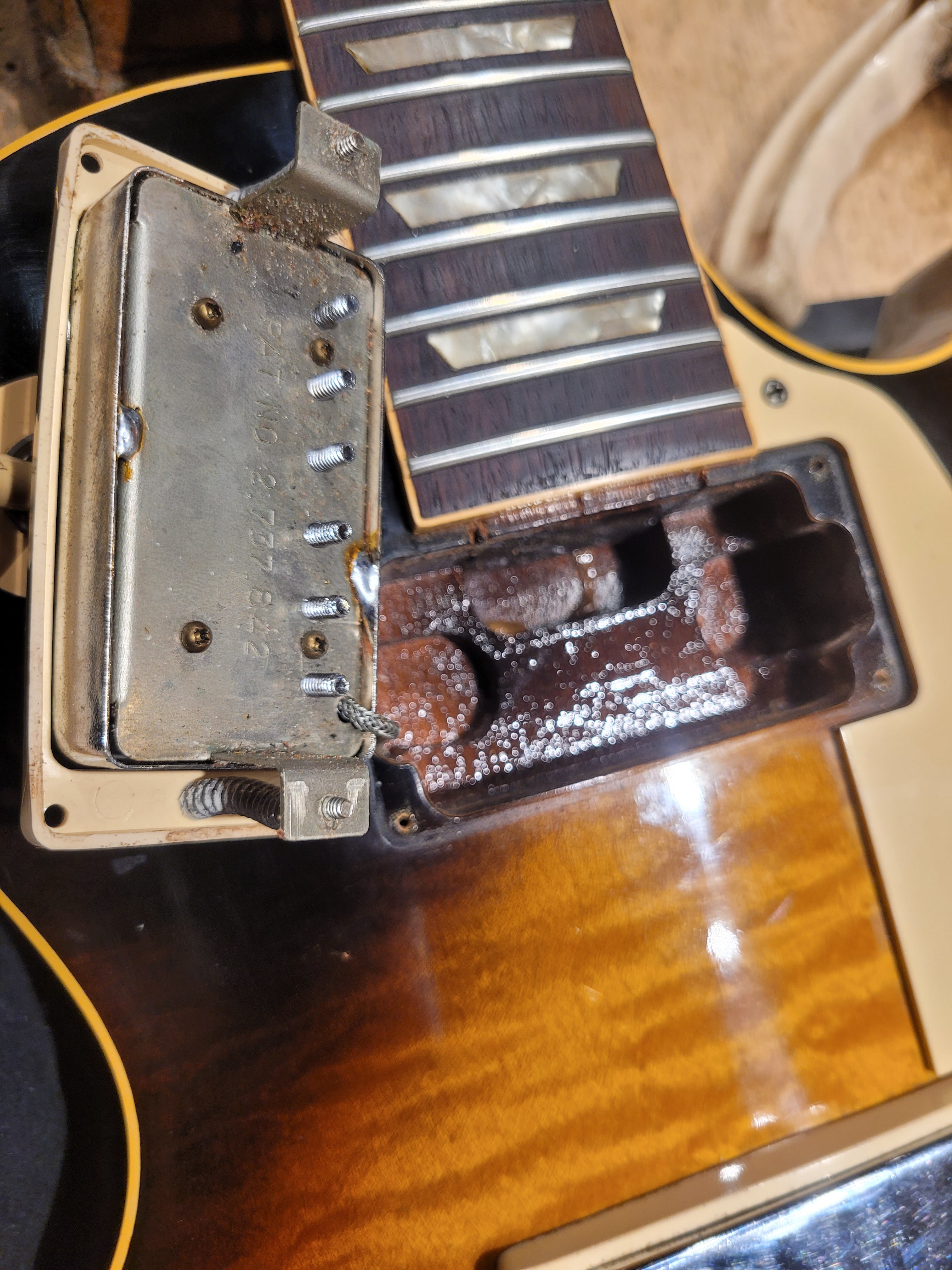 Gibson Les Paul Standard Tobacco Sunburst 1975 Electric Guitars / Solid Body