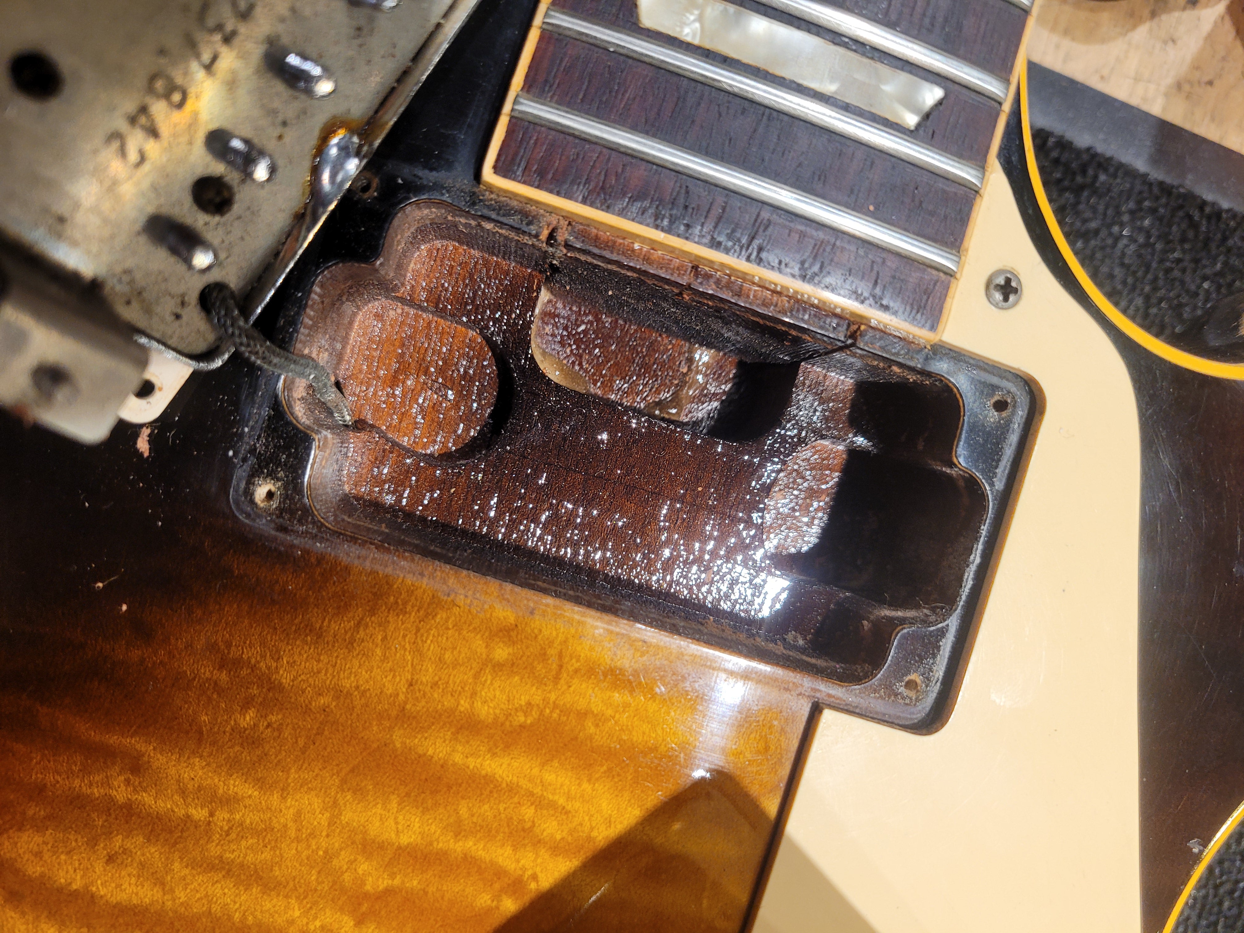 Gibson Les Paul Standard Tobacco Sunburst 1975 Electric Guitars / Solid Body