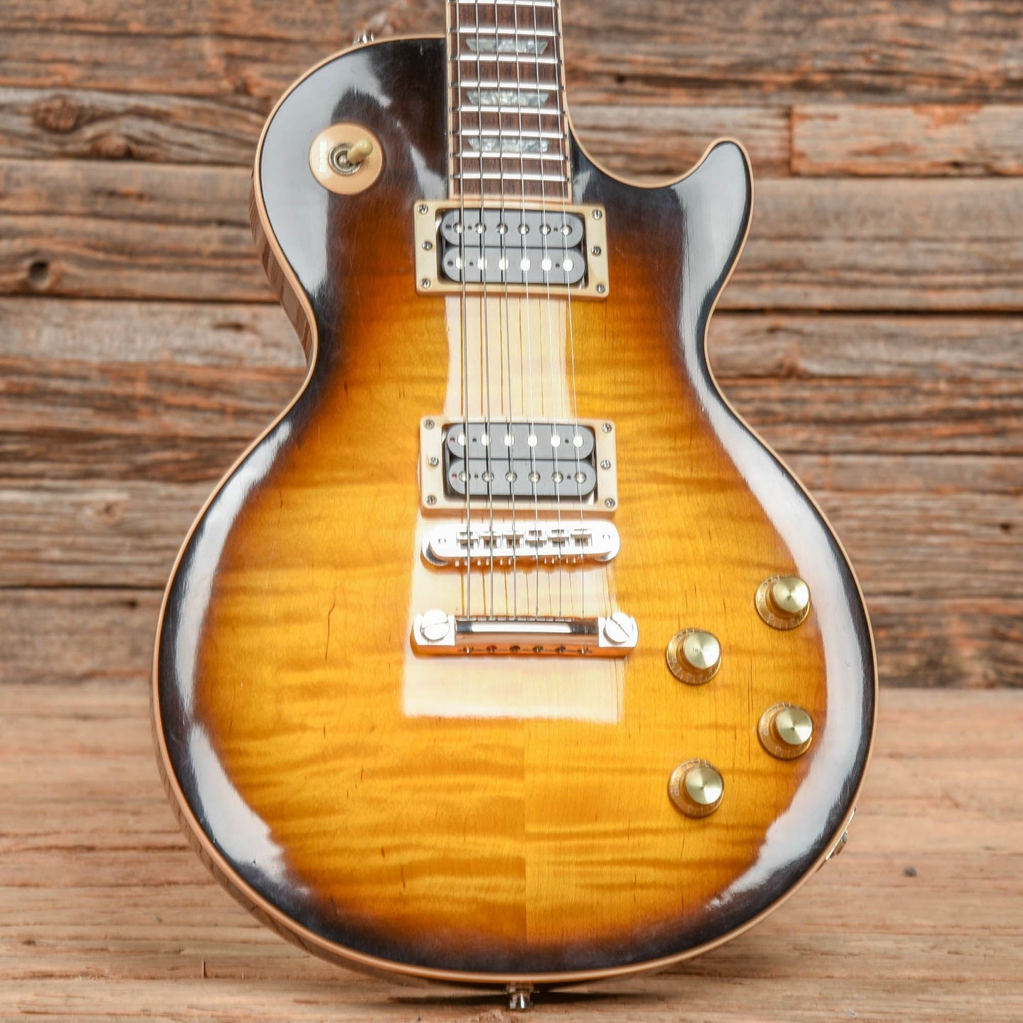 Gibson Les Paul Standard Vintage Sunburst 2001 Electric Guitars / Solid Body