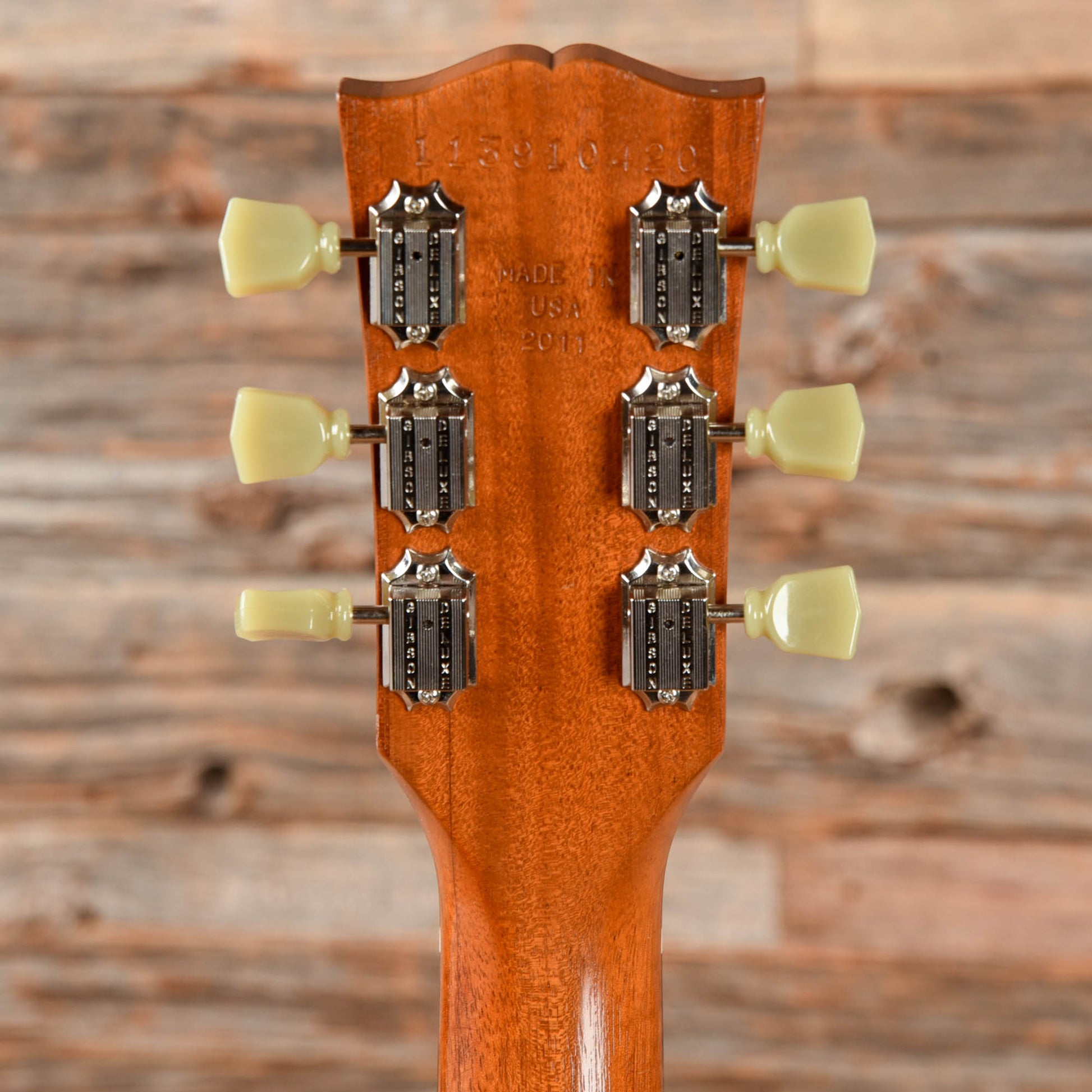 Gibson Les Paul Studio 60s Tribute Honey Burst 2011 Electric Guitars / Solid Body