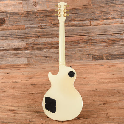Gibson Les Paul Studio Alpine White 2011 Electric Guitars / Solid Body