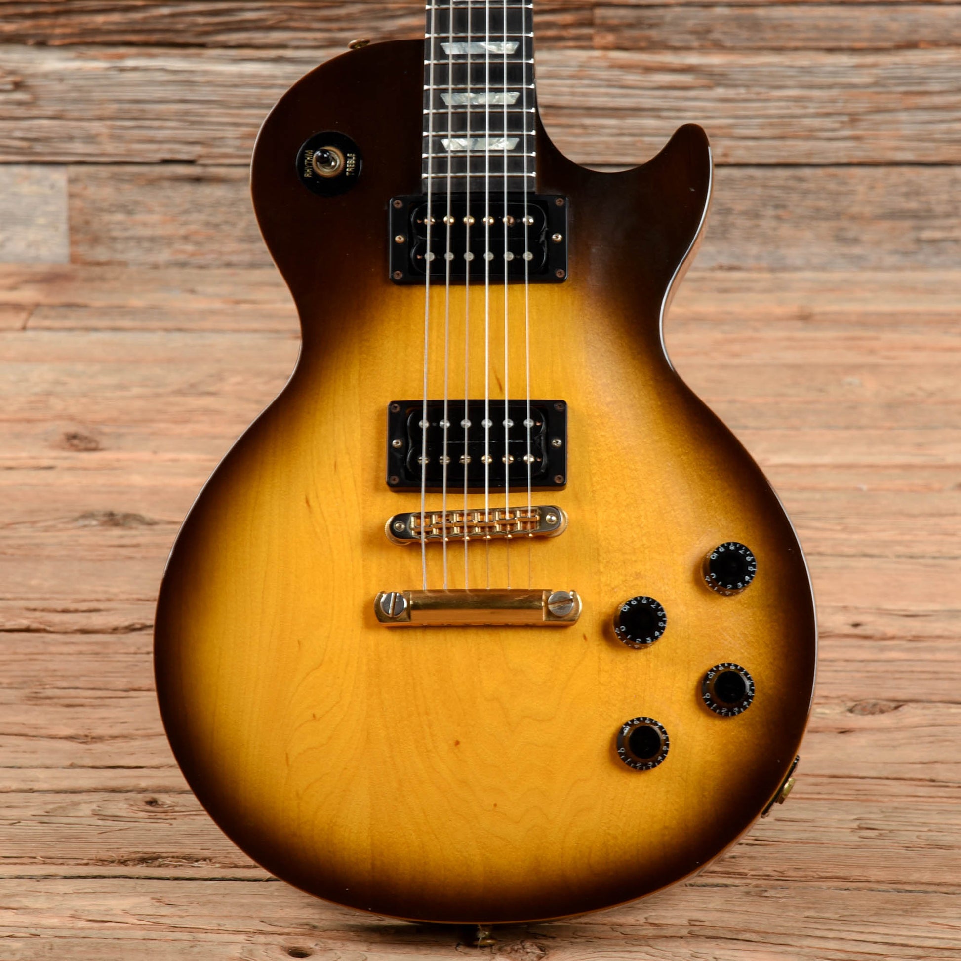 Gibson Les Paul Studio Deluxe Sunburst 1993 Electric Guitars / Solid Body