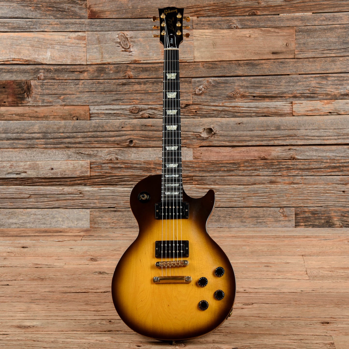 Gibson Les Paul Studio Deluxe Sunburst 1993 Electric Guitars / Solid Body