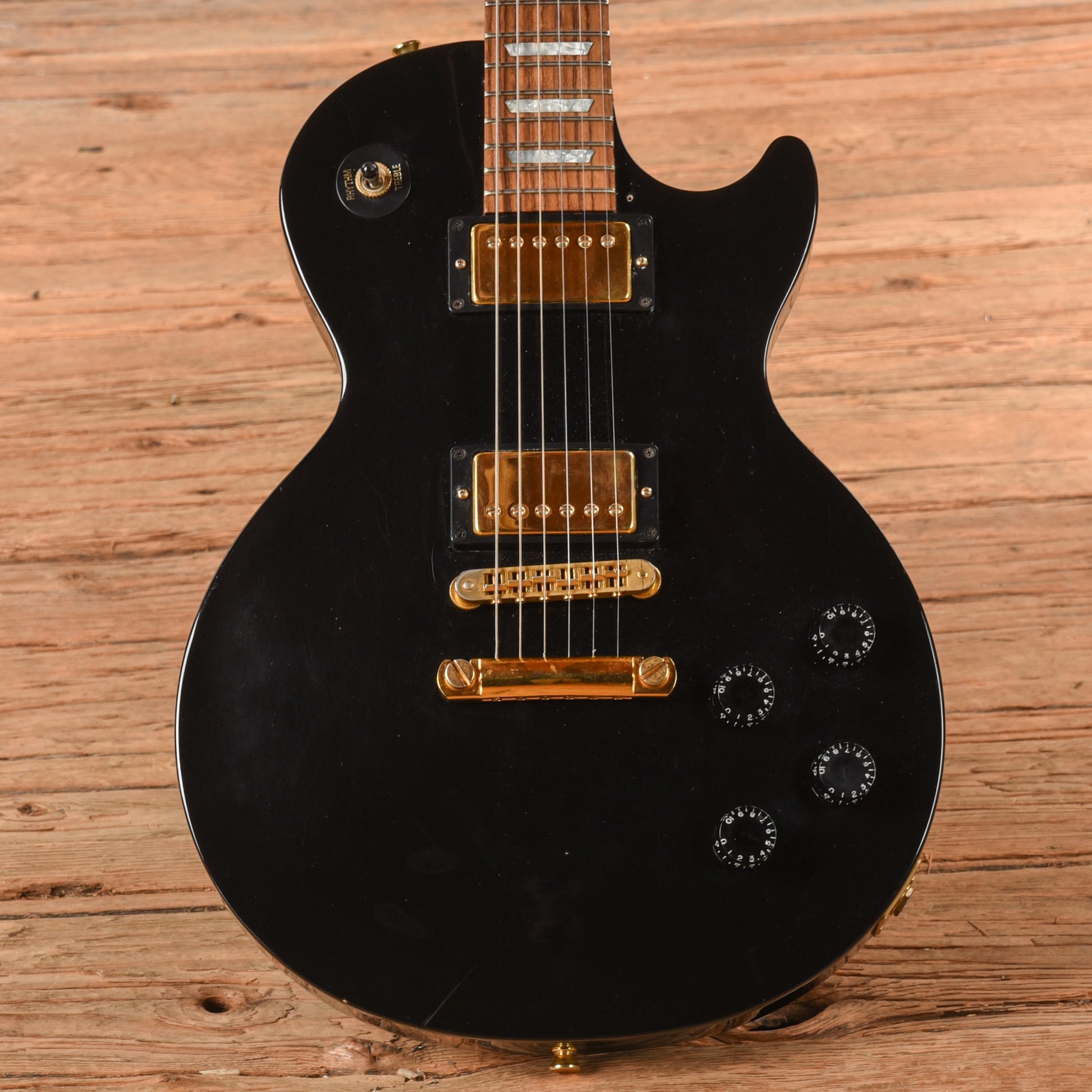 Gibson Les Paul Studio Ebony 2002 Electric Guitars / Solid Body