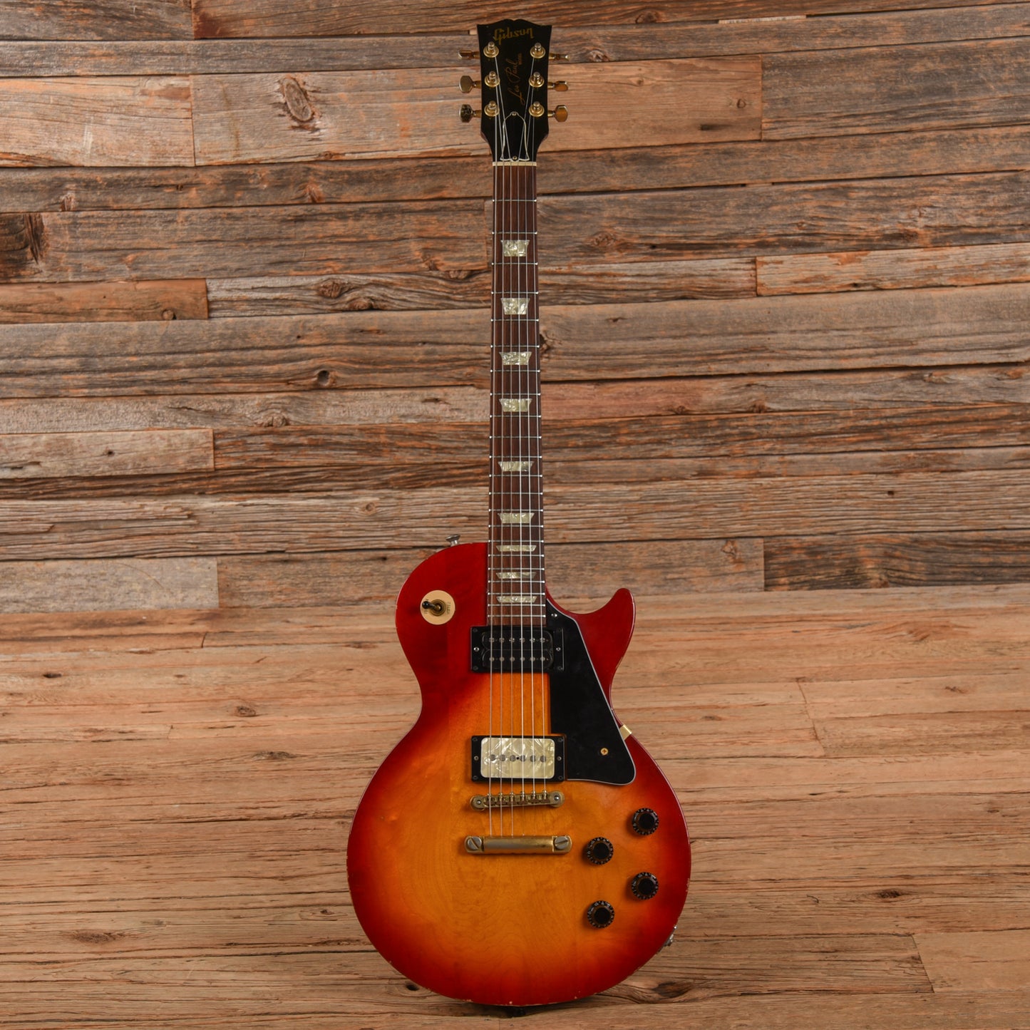 Gibson Les Paul Studio Light Sunburst 1992 Electric Guitars / Solid Body