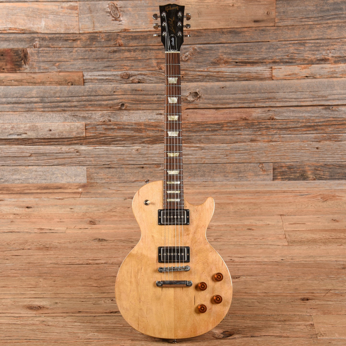 Gibson Les Paul Studio Natural Refin 2009 Electric Guitars / Solid Body