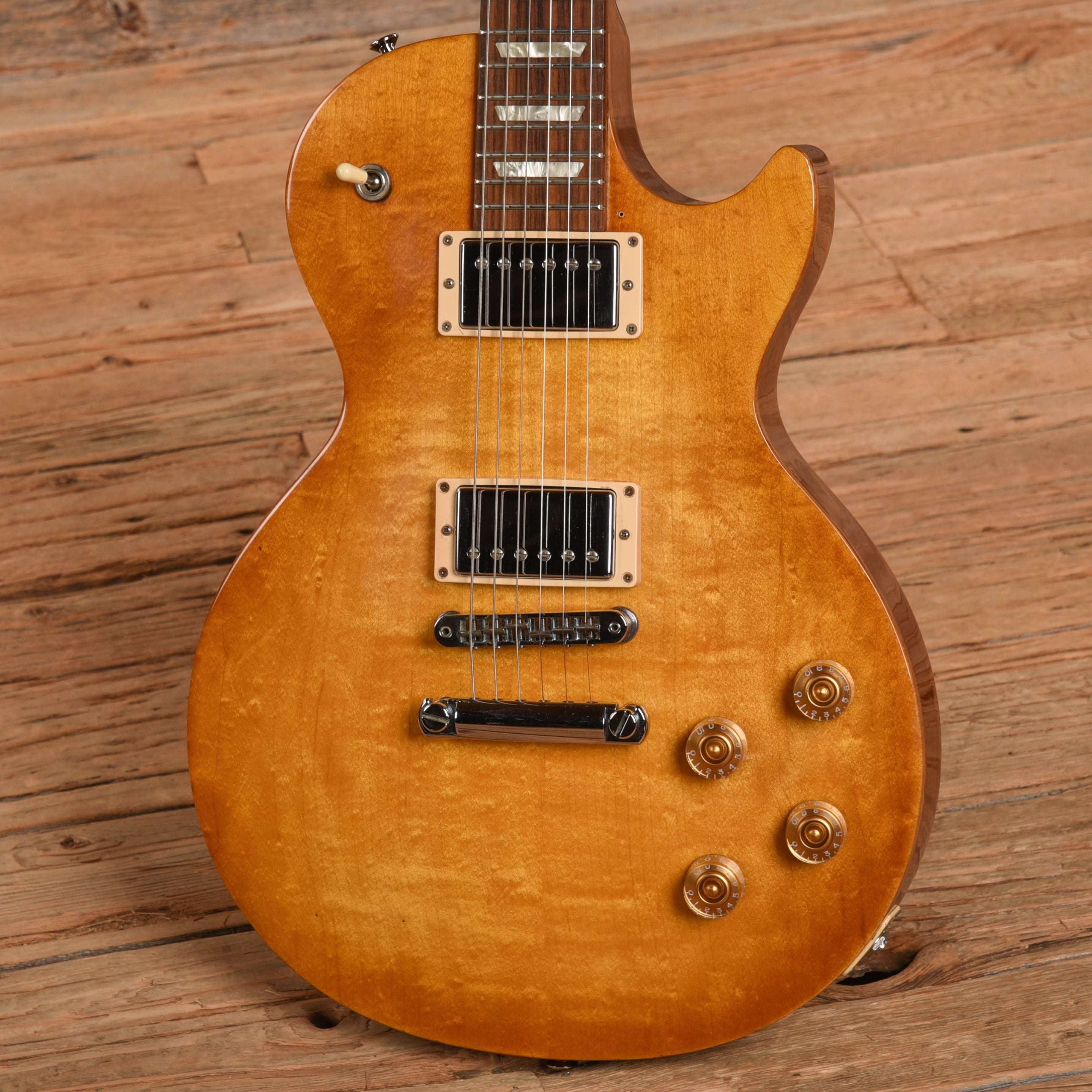 Gibson Les Paul Studio T Honeyburst 2017 Electric Guitars / Solid Body
