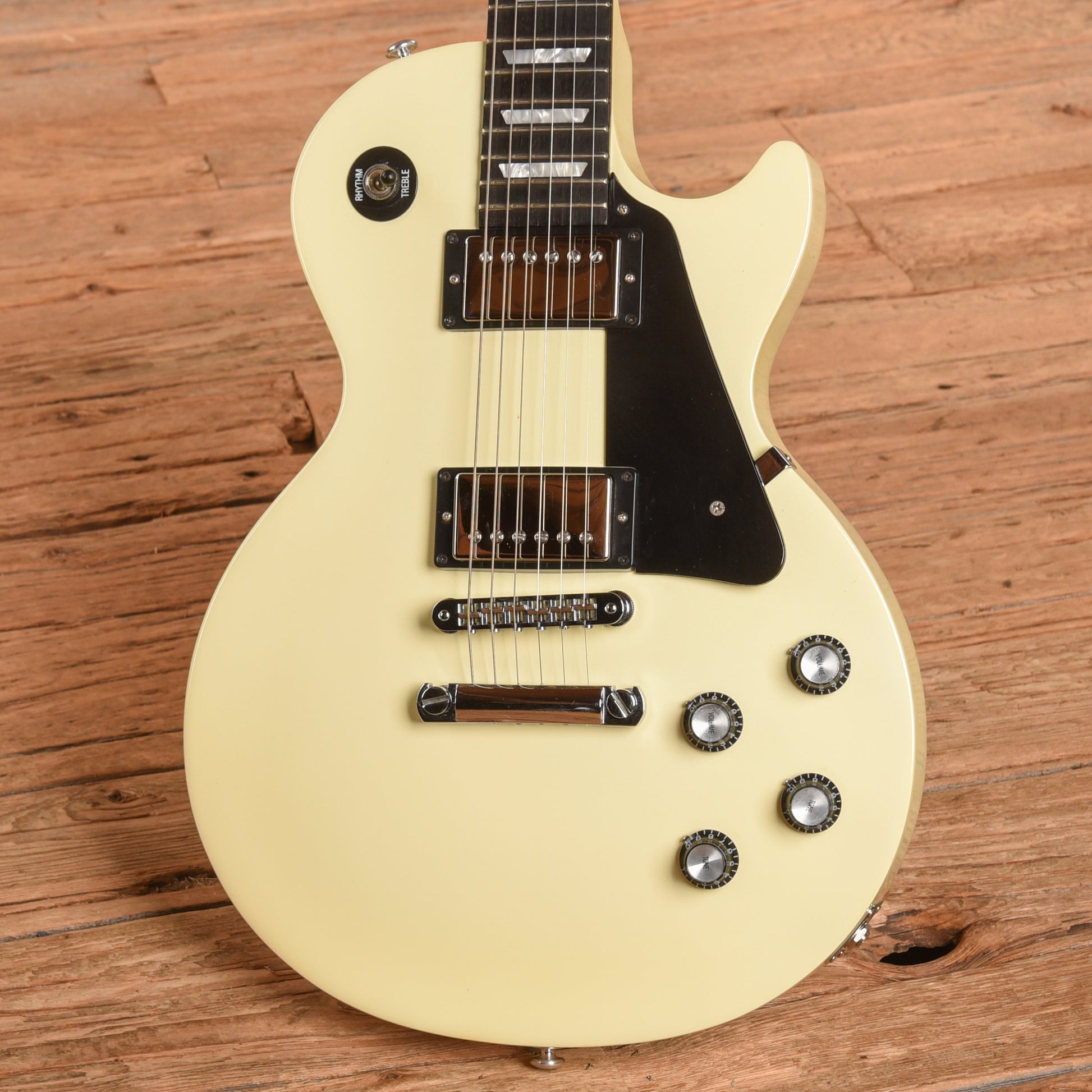 Gibson Les Paul Studio White 2008 Electric Guitars / Solid Body