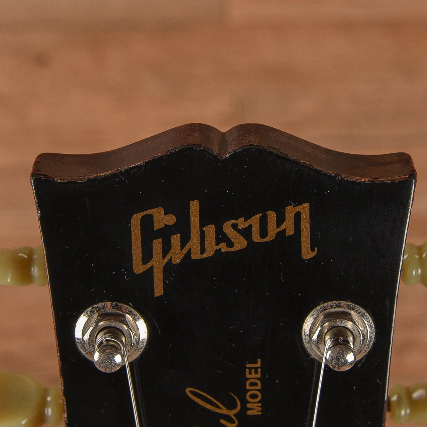 Gibson Les Paul Studio Wine Red 1997 Electric Guitars / Solid Body