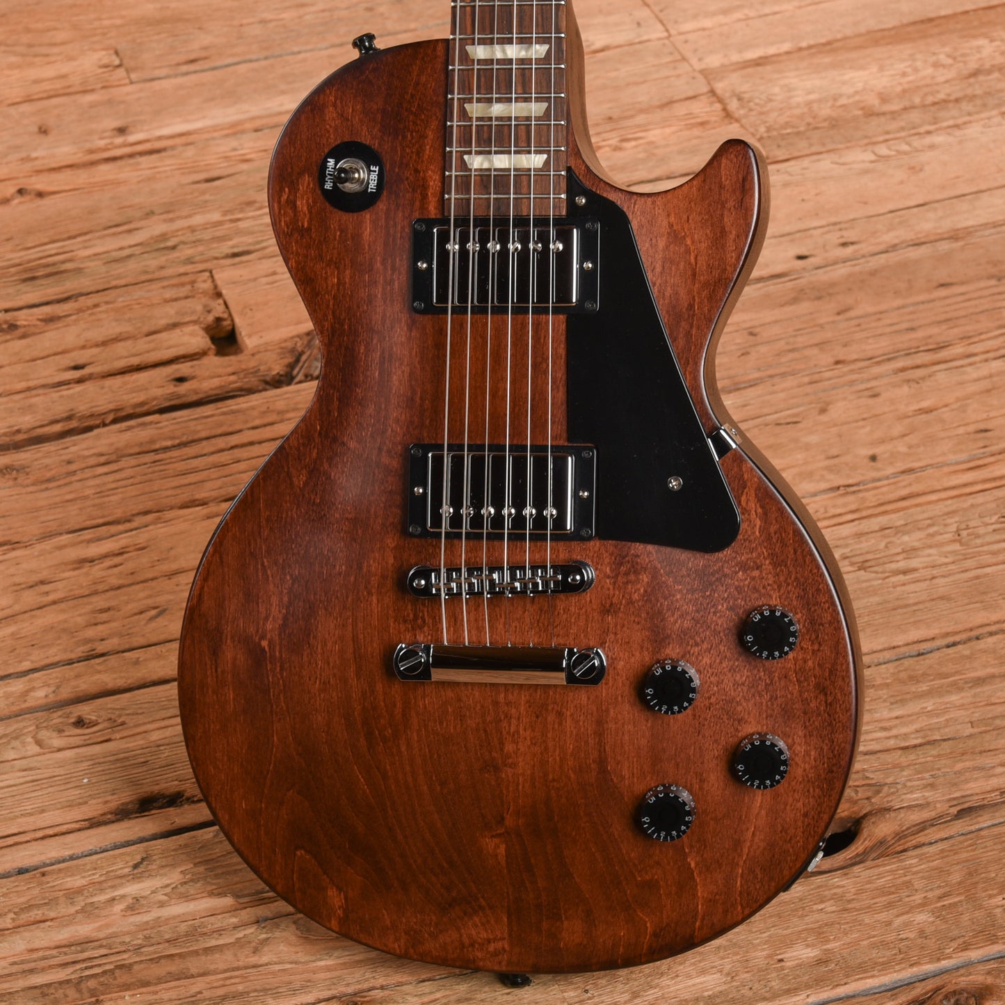 Gibson Les Paul Studio Worn Brown 2011 Electric Guitars / Solid Body