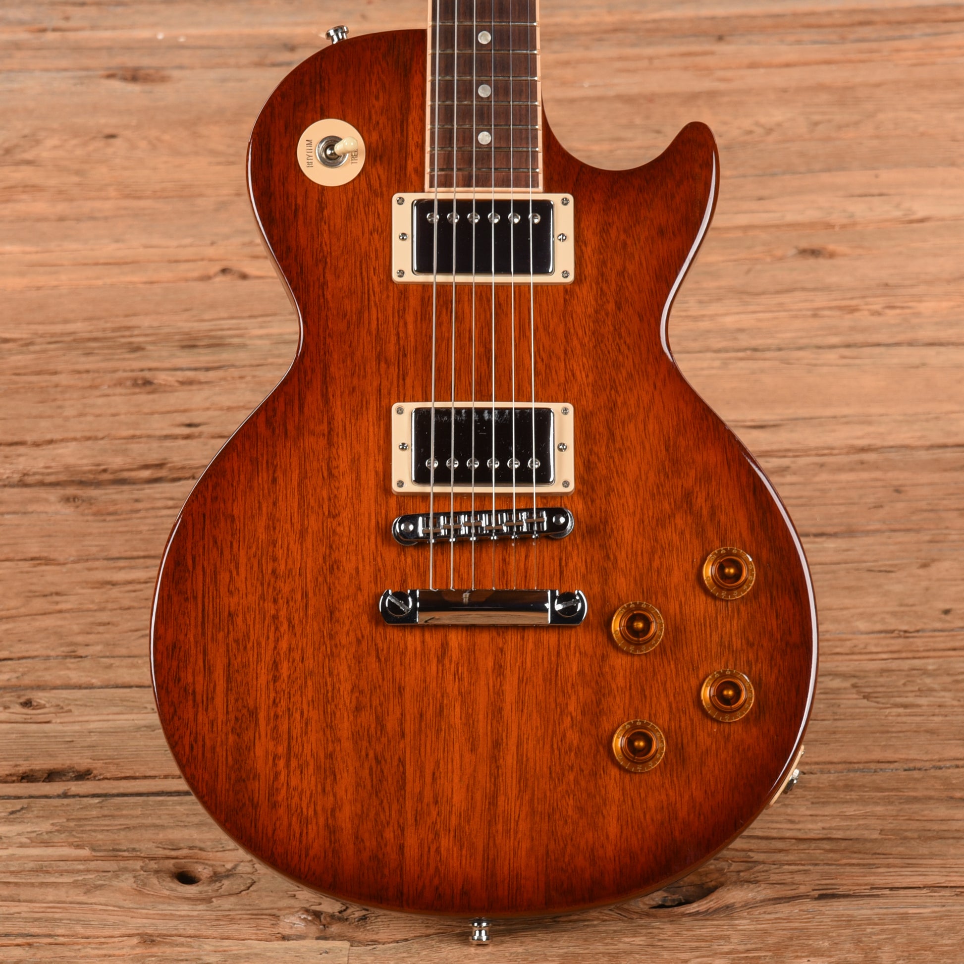 Gibson Les Paul Studio Worn Brown 2015 Electric Guitars / Solid Body