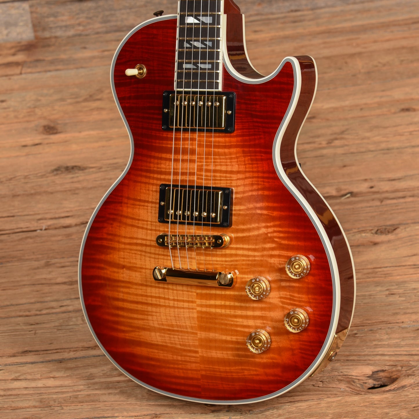 Gibson Les Paul Supreme Cherry Sunburst 2005 Electric Guitars / Solid Body