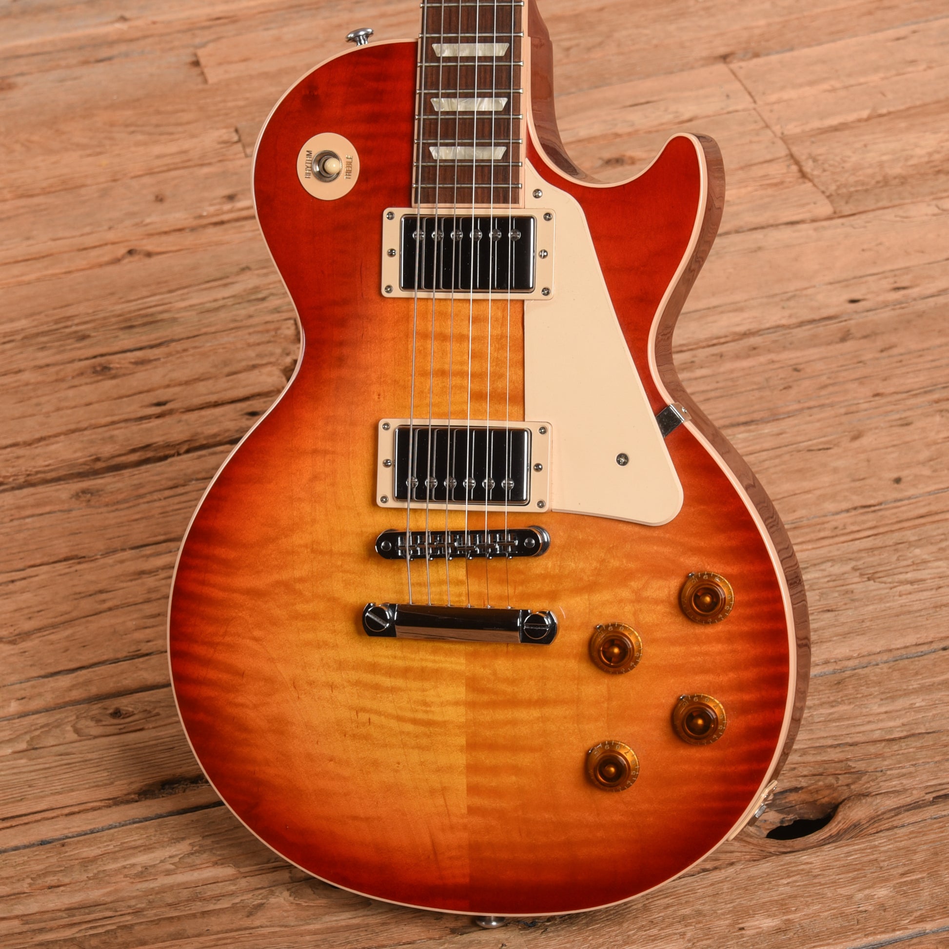 Gibson Les Paul Traditional Cherry Sunburst 2015 Electric Guitars / Solid Body
