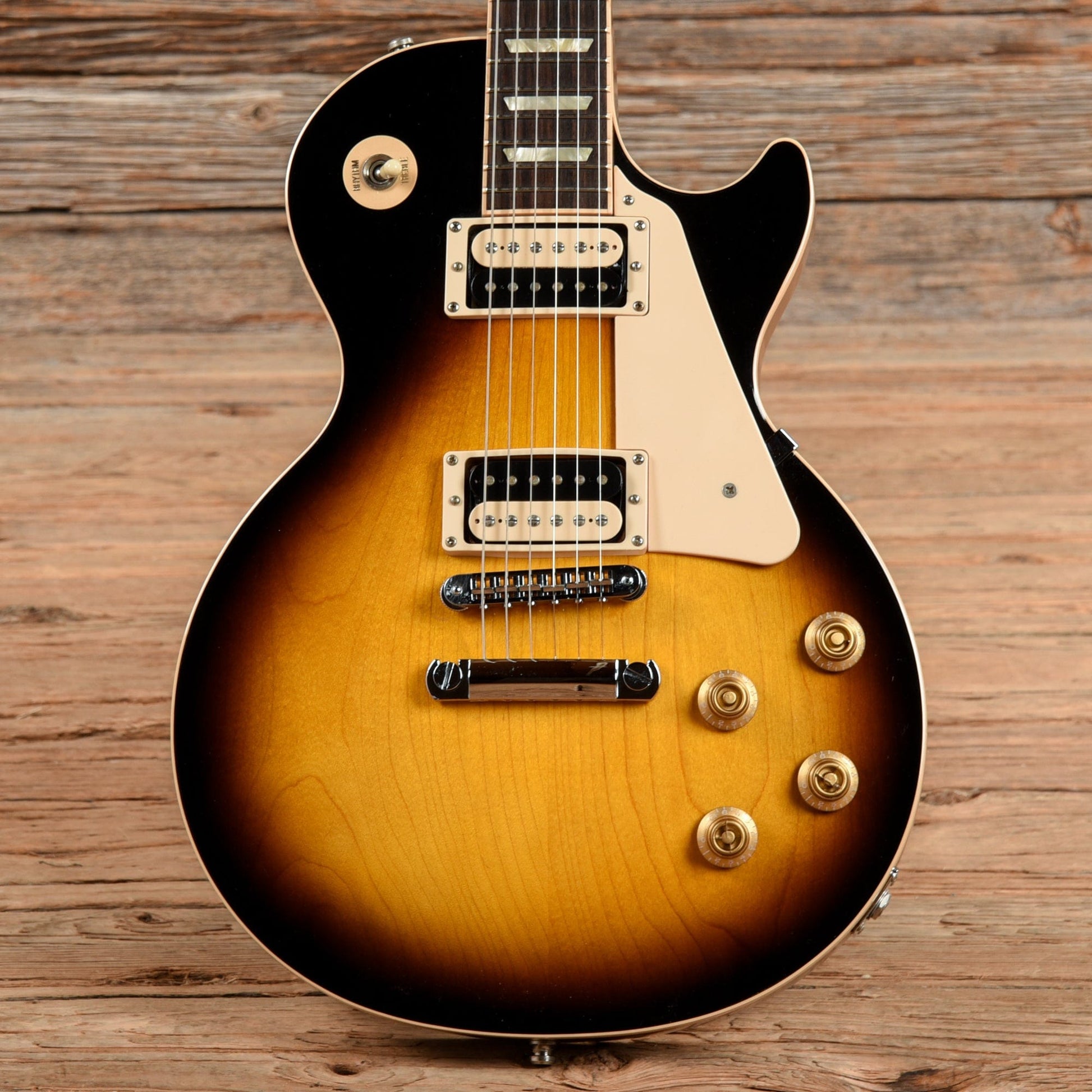 Gibson Les Paul Traditional Pro Sunburst 2010 Electric Guitars / Solid Body