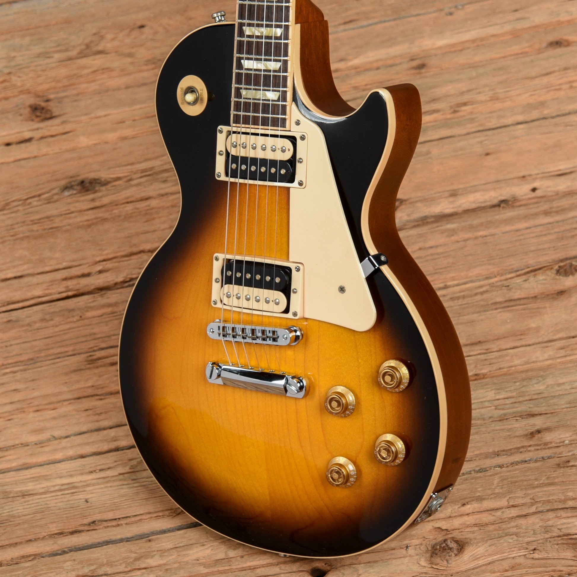 Gibson Les Paul Traditional Pro Sunburst 2010 Electric Guitars / Solid Body