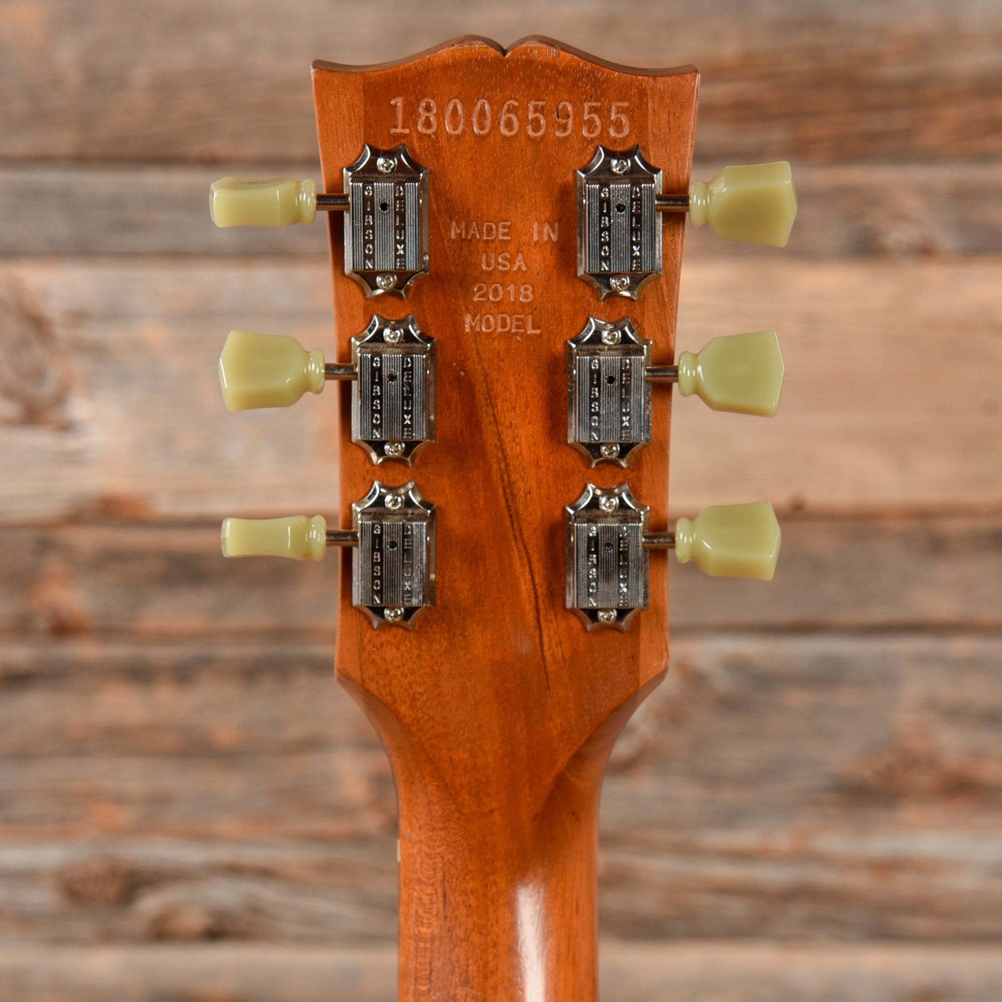 Gibson Les Paul Tribute Satin Goldtop 2018 – Chicago Music