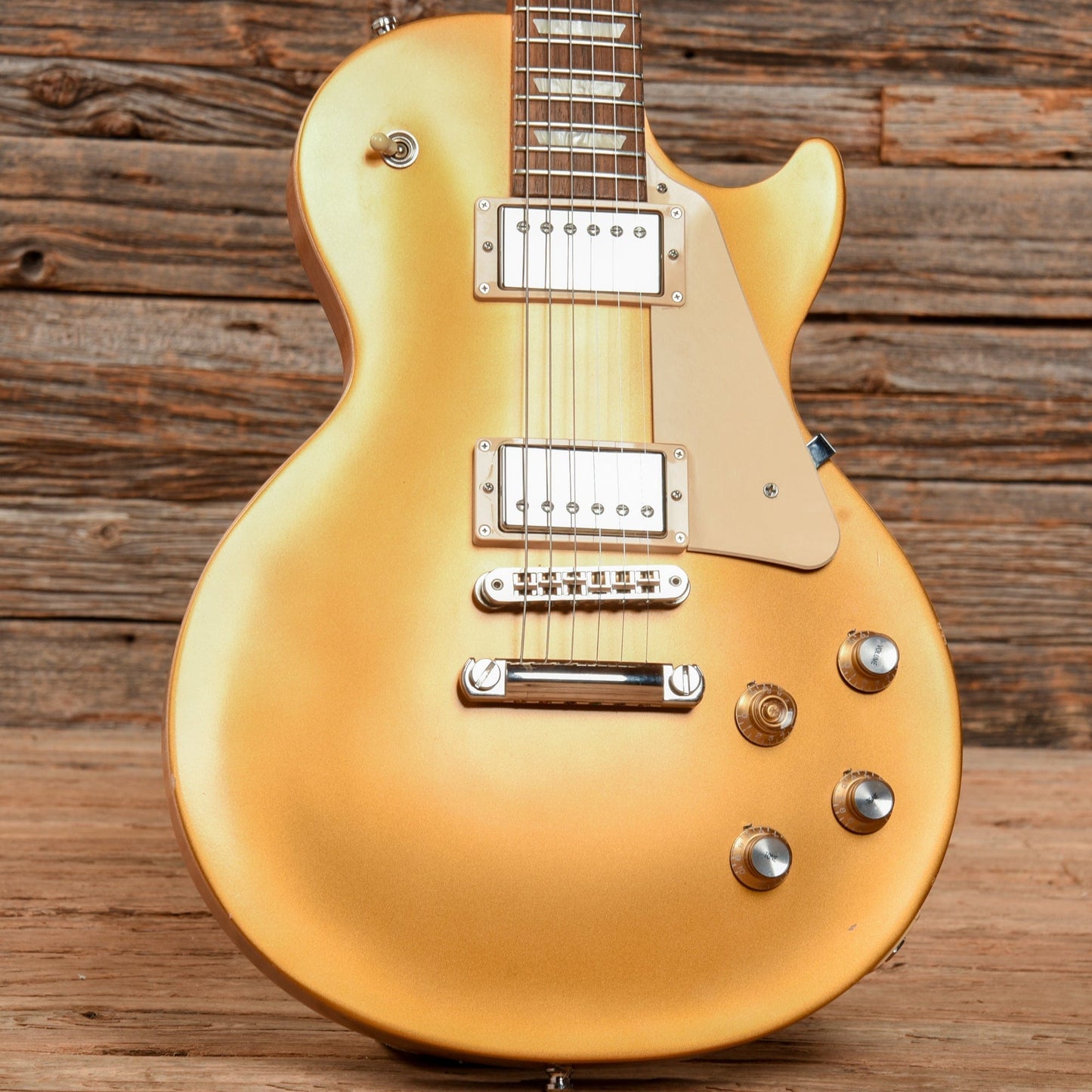 Gibson Les Paul Tribute Satin Goldtop 2018 Electric Guitars / Solid Body