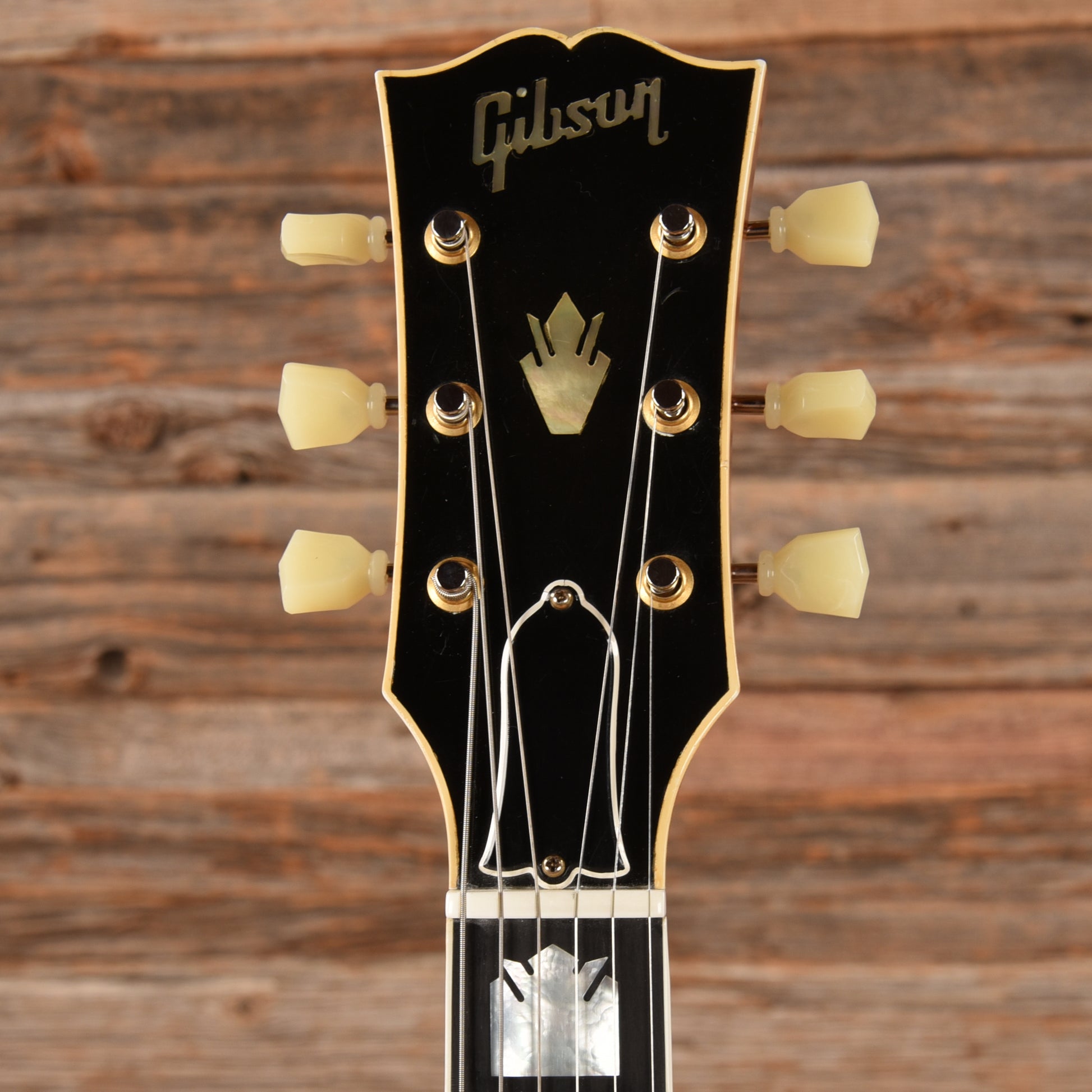 Gibson Nighthawk Custom CST3 Amber 1995 Electric Guitars / Solid Body