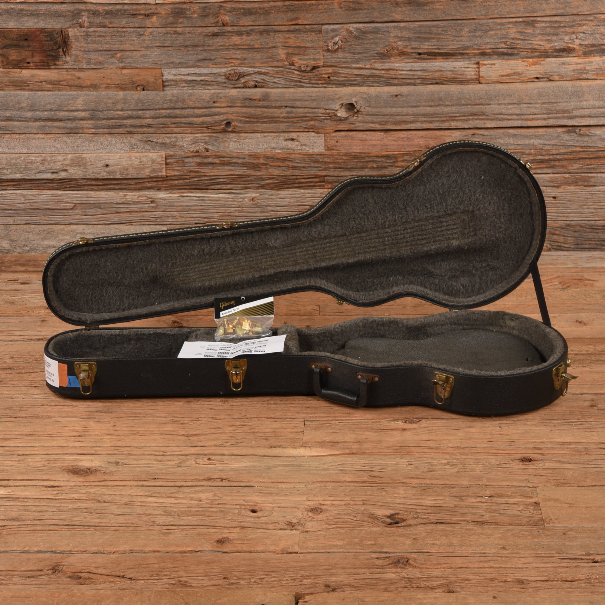 Gibson Nighthawk Custom CST3 Amber 1995 Electric Guitars / Solid Body