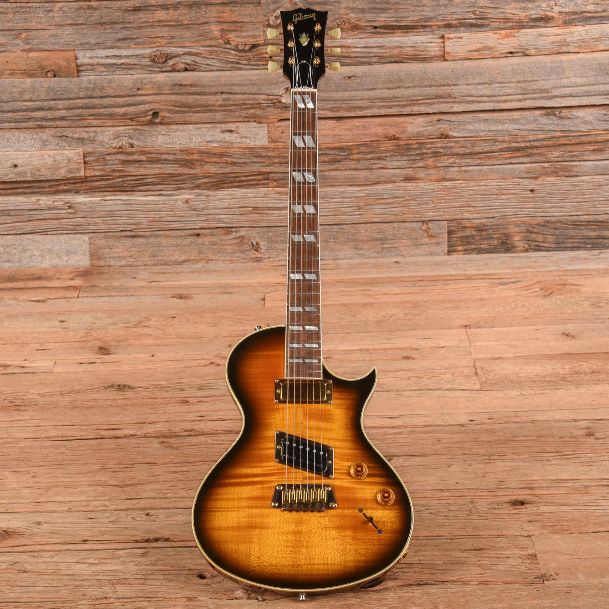 Gibson Nighthawk Standard ST-2 Vintage Sunburst 1993 Electric Guitars / Solid Body