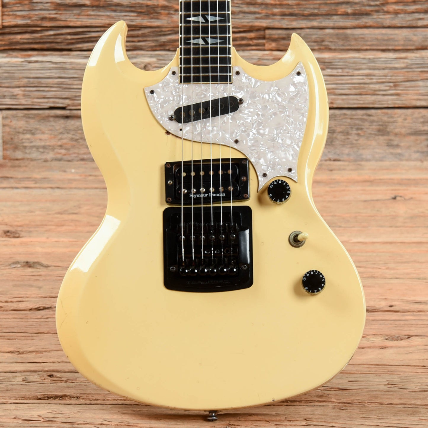 Gibson SG 90 Double White 1988 Electric Guitars / Solid Body