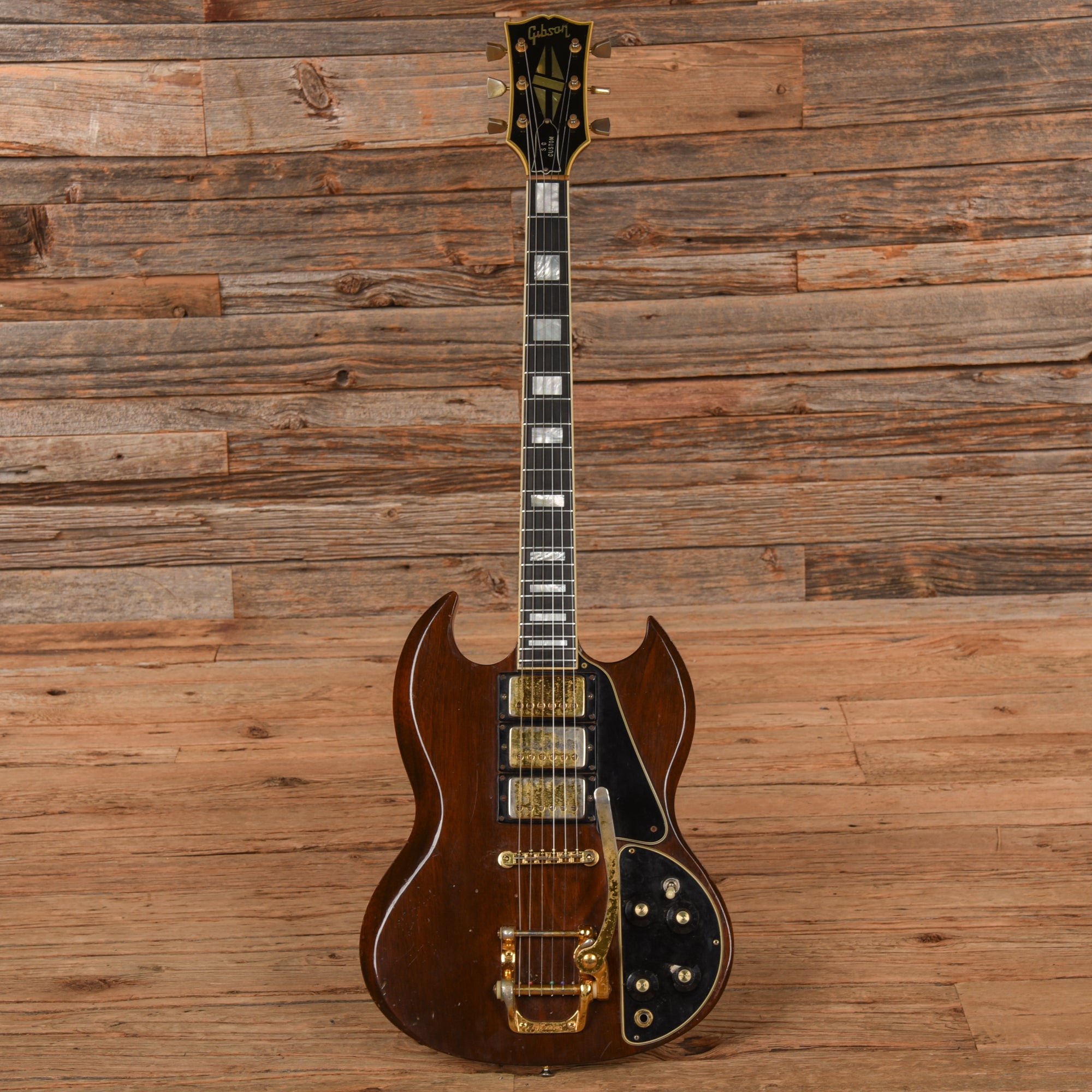 Gibson SG Custom Walnut 1971 – Chicago Music Exchange