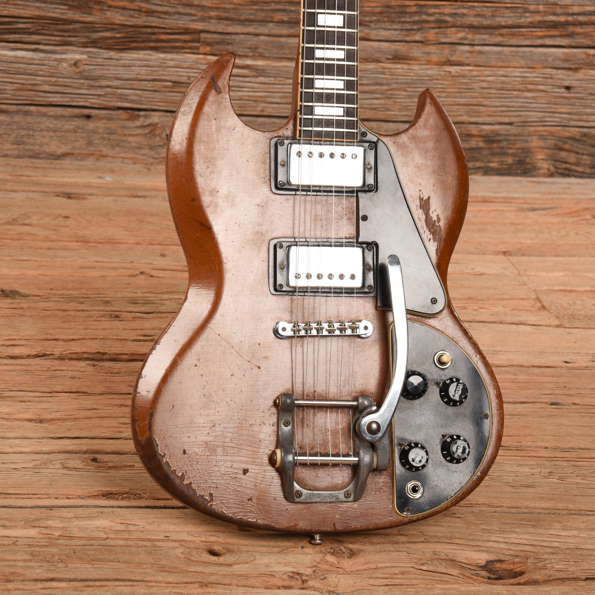 Gibson SG Deluxe Walnut 1971 Electric Guitars / Solid Body