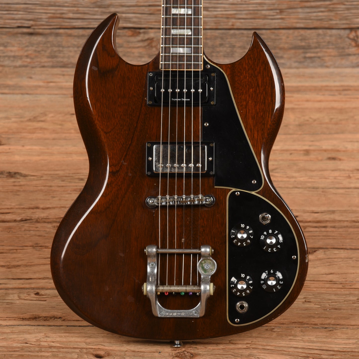Gibson SG Deluxe Walnut 1972 Electric Guitars / Solid Body
