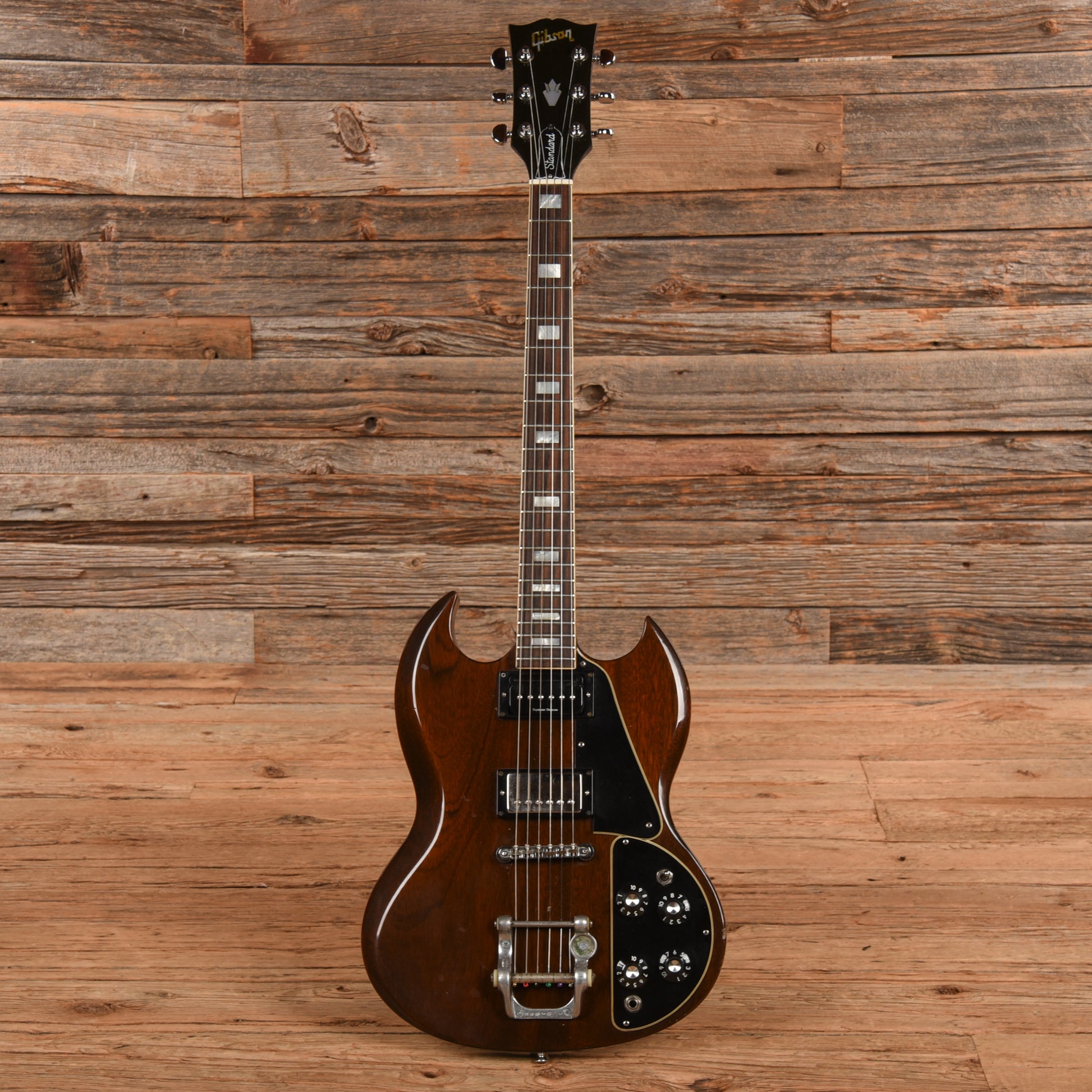 Gibson SG Deluxe Walnut 1972 Electric Guitars / Solid Body